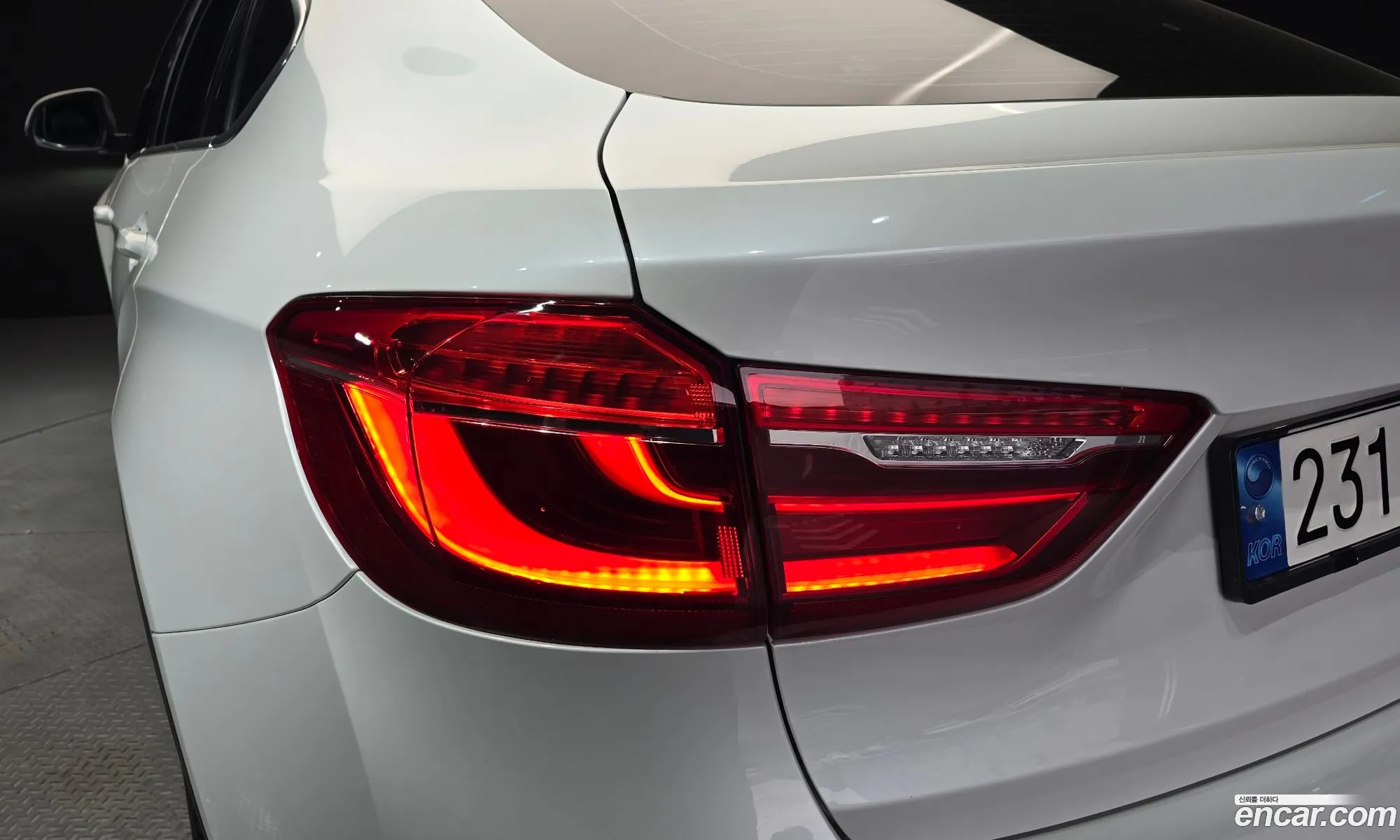 BMW X6 2019 WBAKV210XK0Z84097 — 15