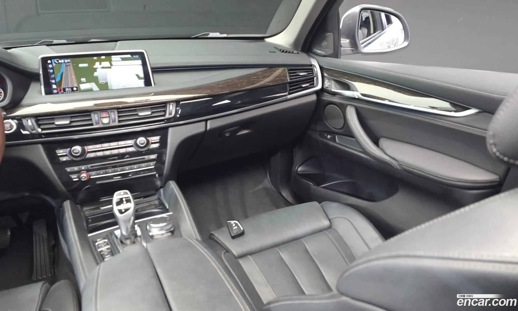 BMW X6 2019 WBAKV210XK0Z84097 — 25