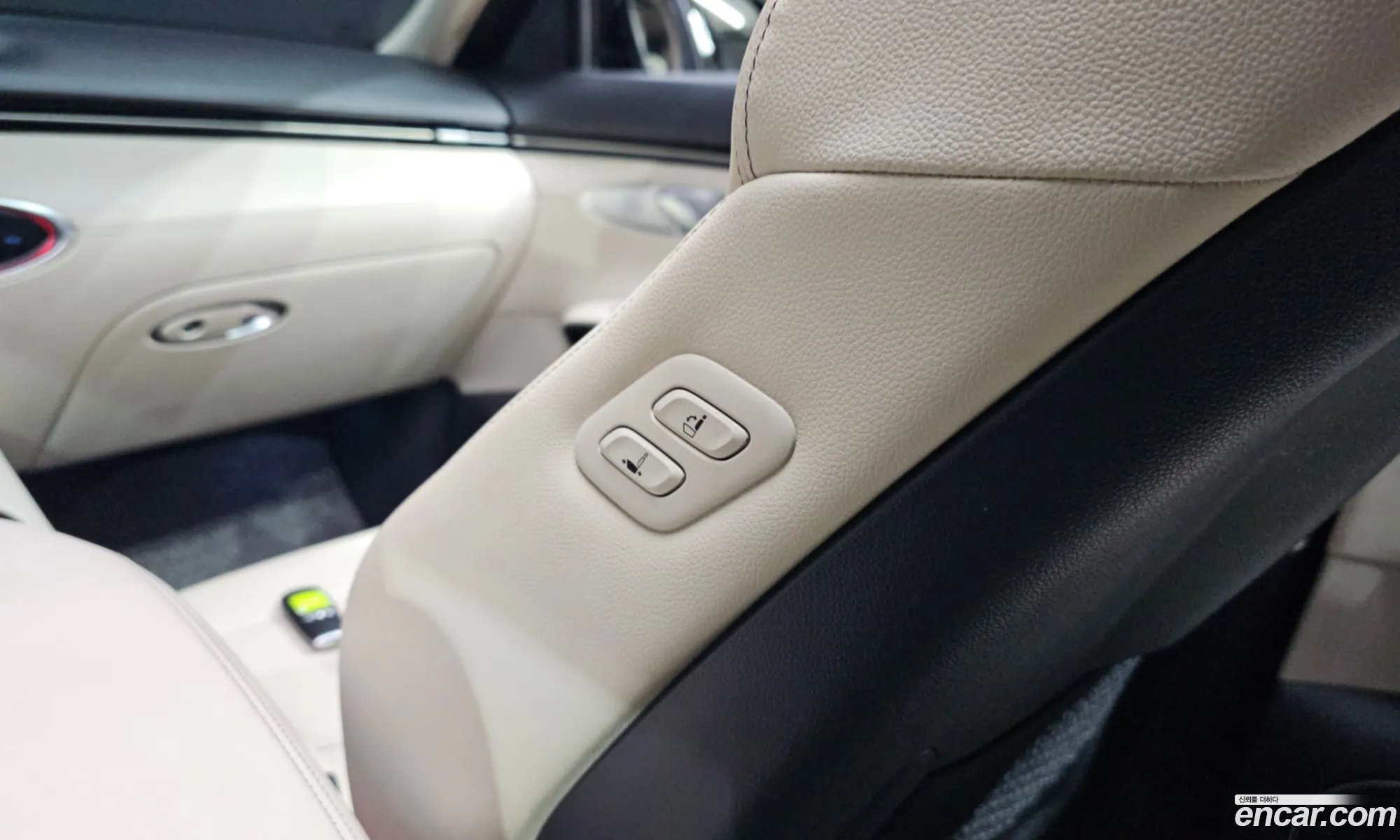 Genesis GV70 2021 — 14