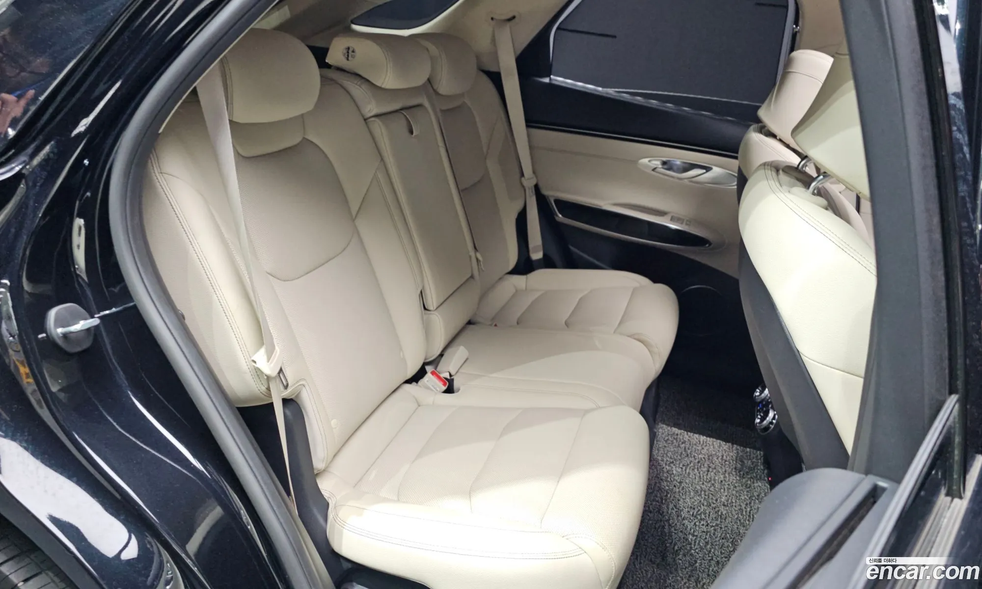 Genesis GV70 2021 — 24