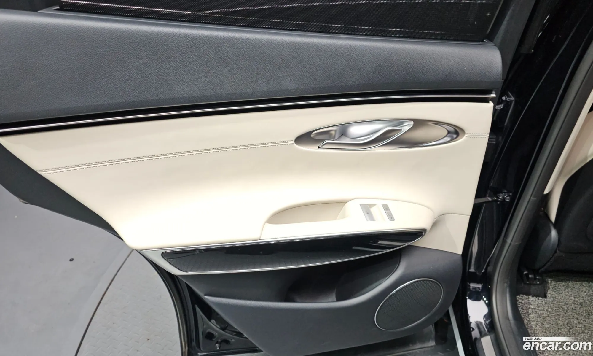 Genesis GV70 2021 — 36