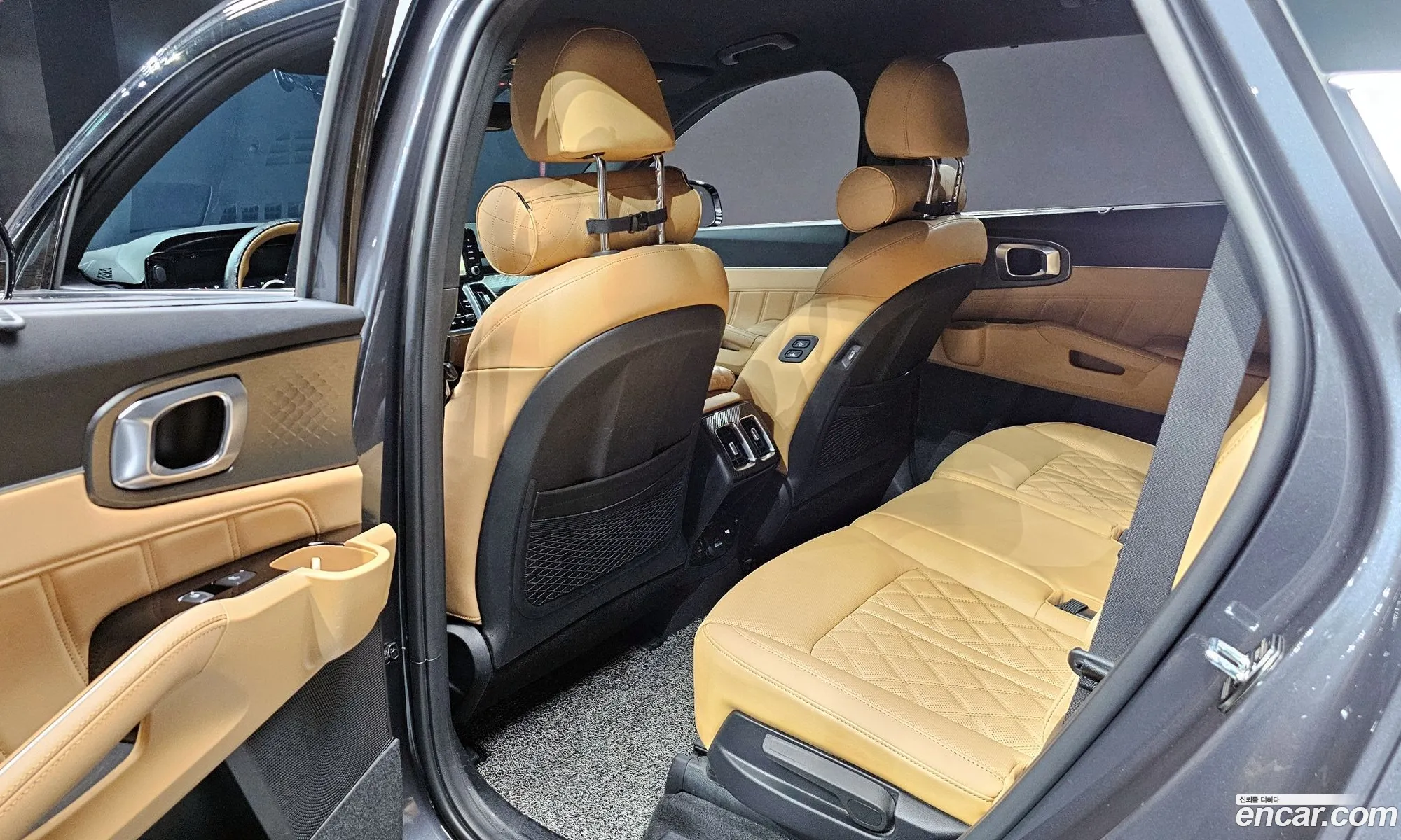 Kia Sorento 2022 — 14
