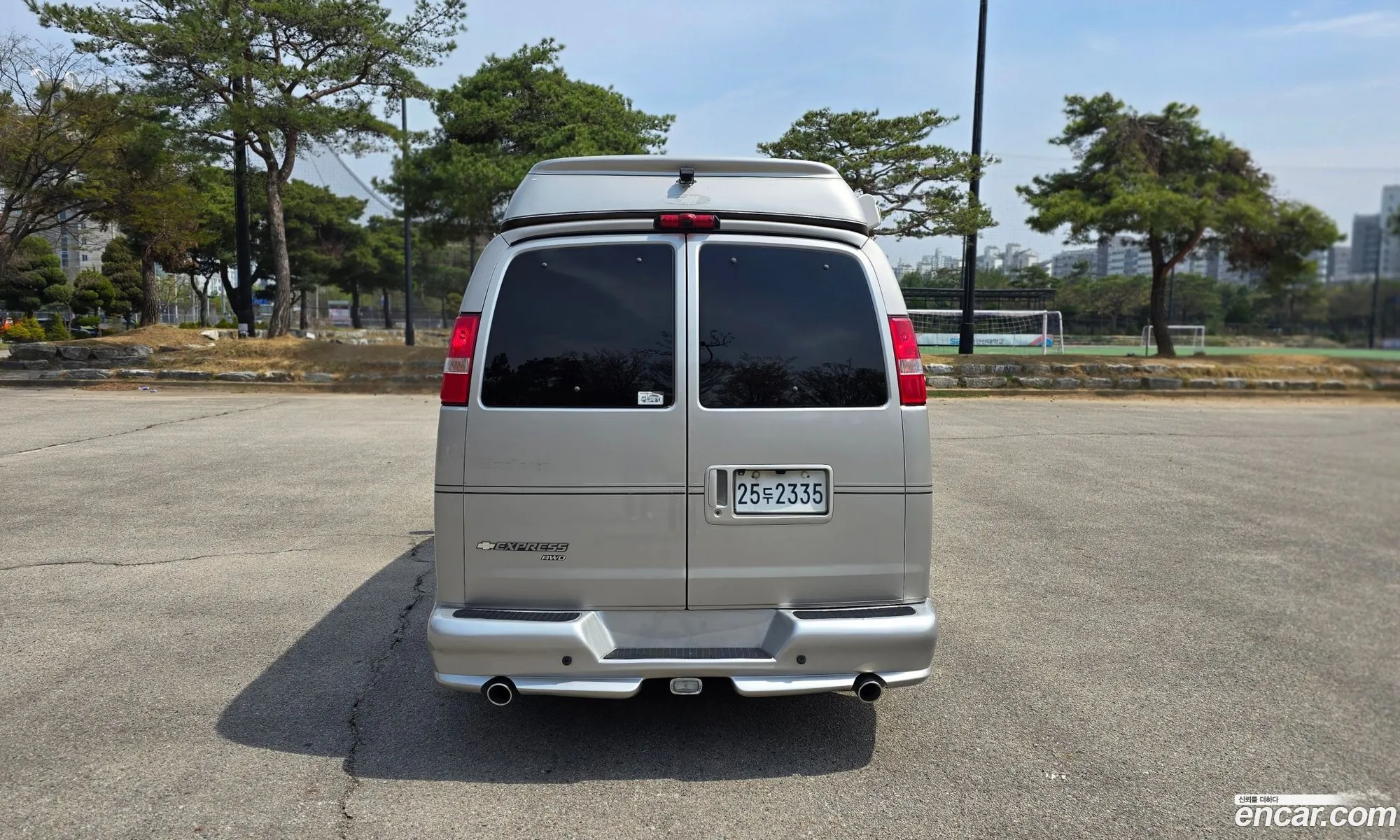 Chevrolet Express Van 2007 — 12