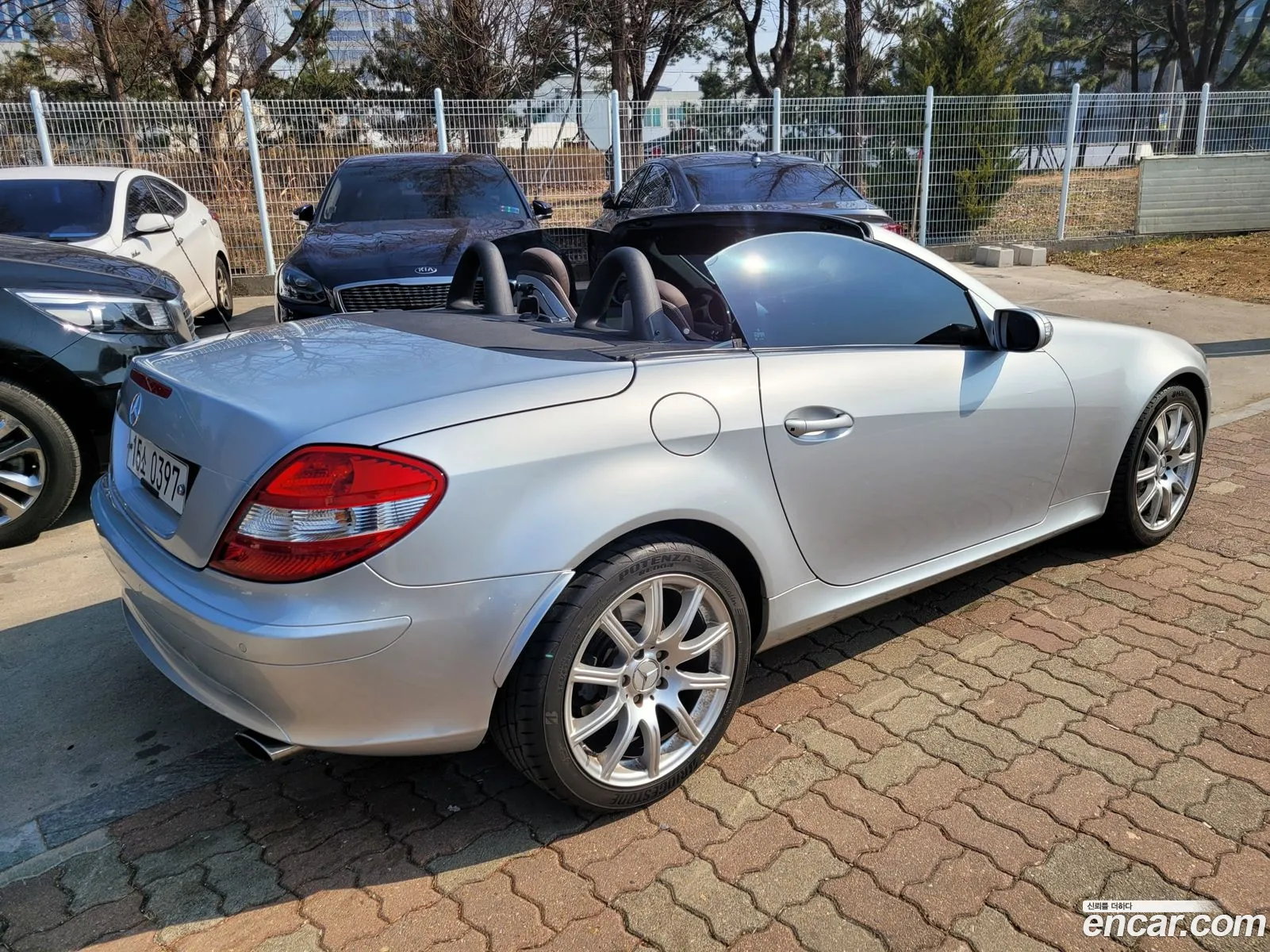 Mercedes-Benz SLK-Class 2005 — 14