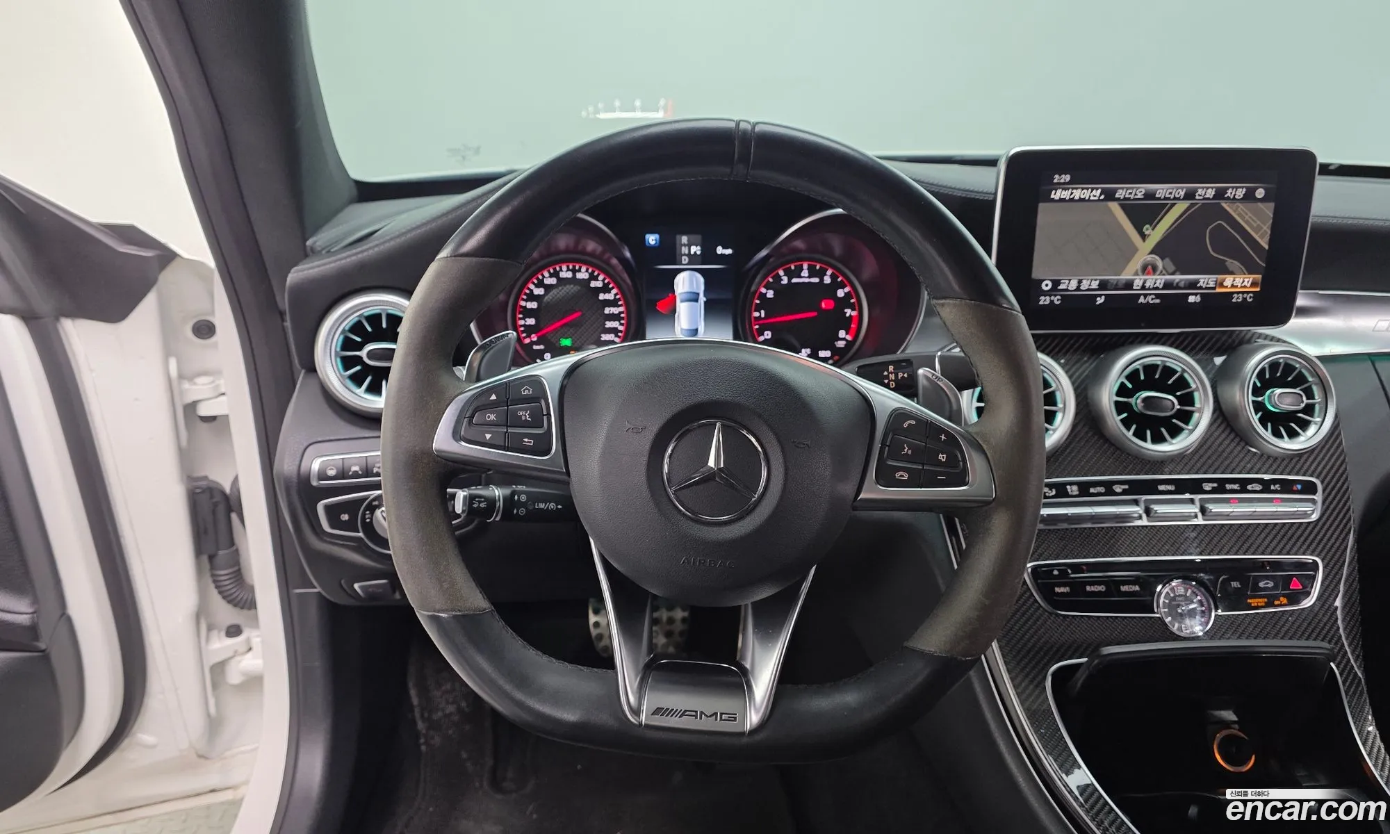 Mercedes-Benz C-Class W205 2018 — 21
