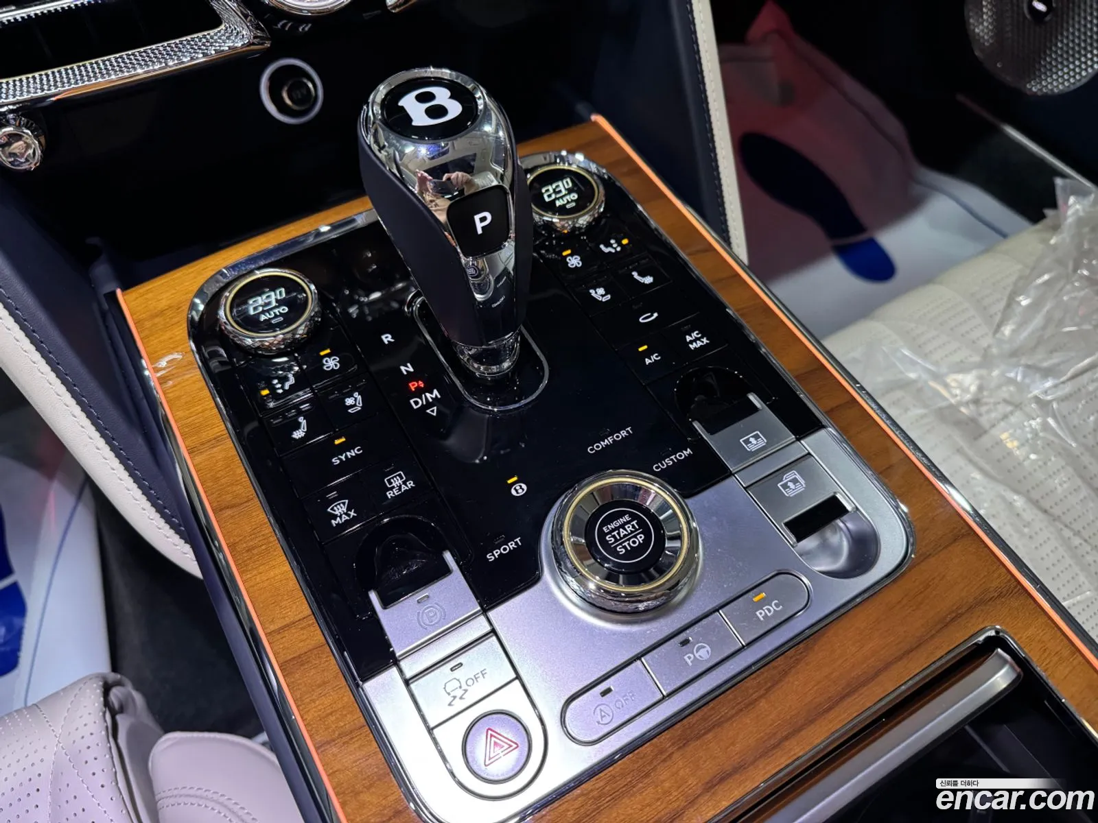 Bentley Flying Spur 2022 — 11