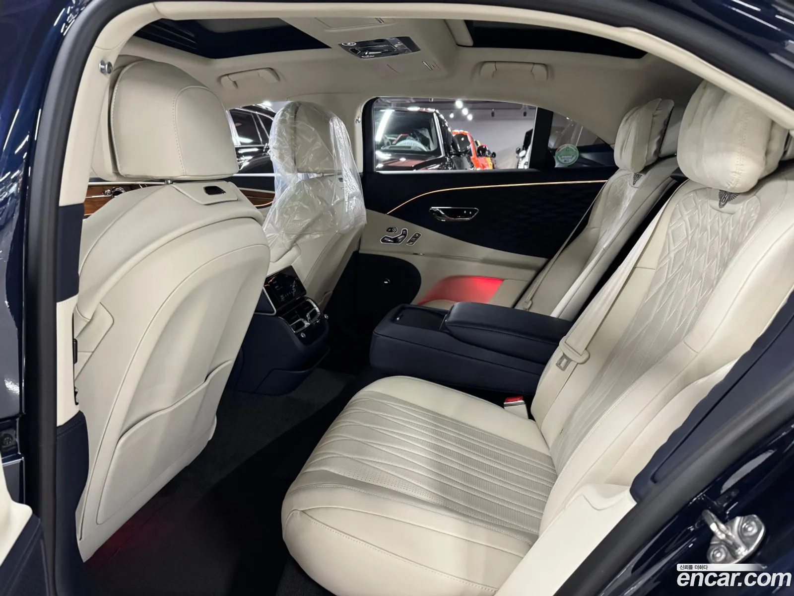 Bentley Flying Spur 2022 — 6