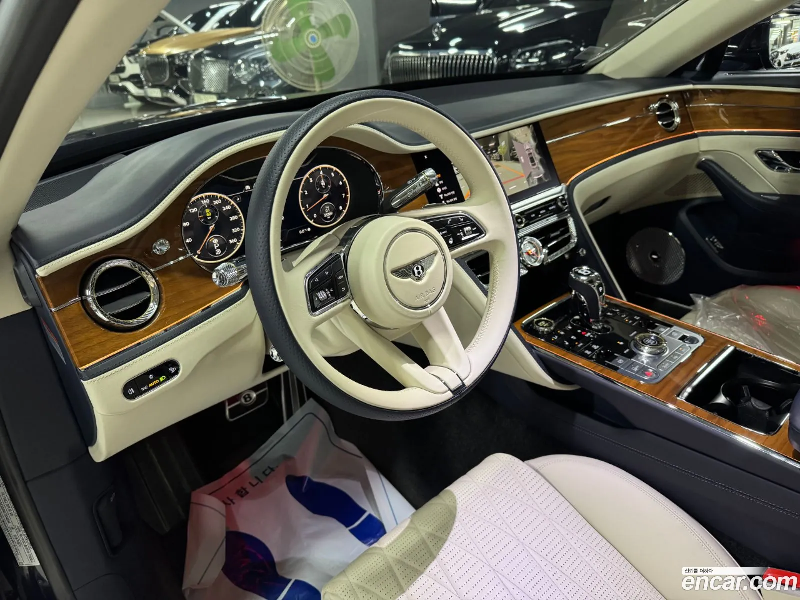Bentley Flying Spur 2022 — 5