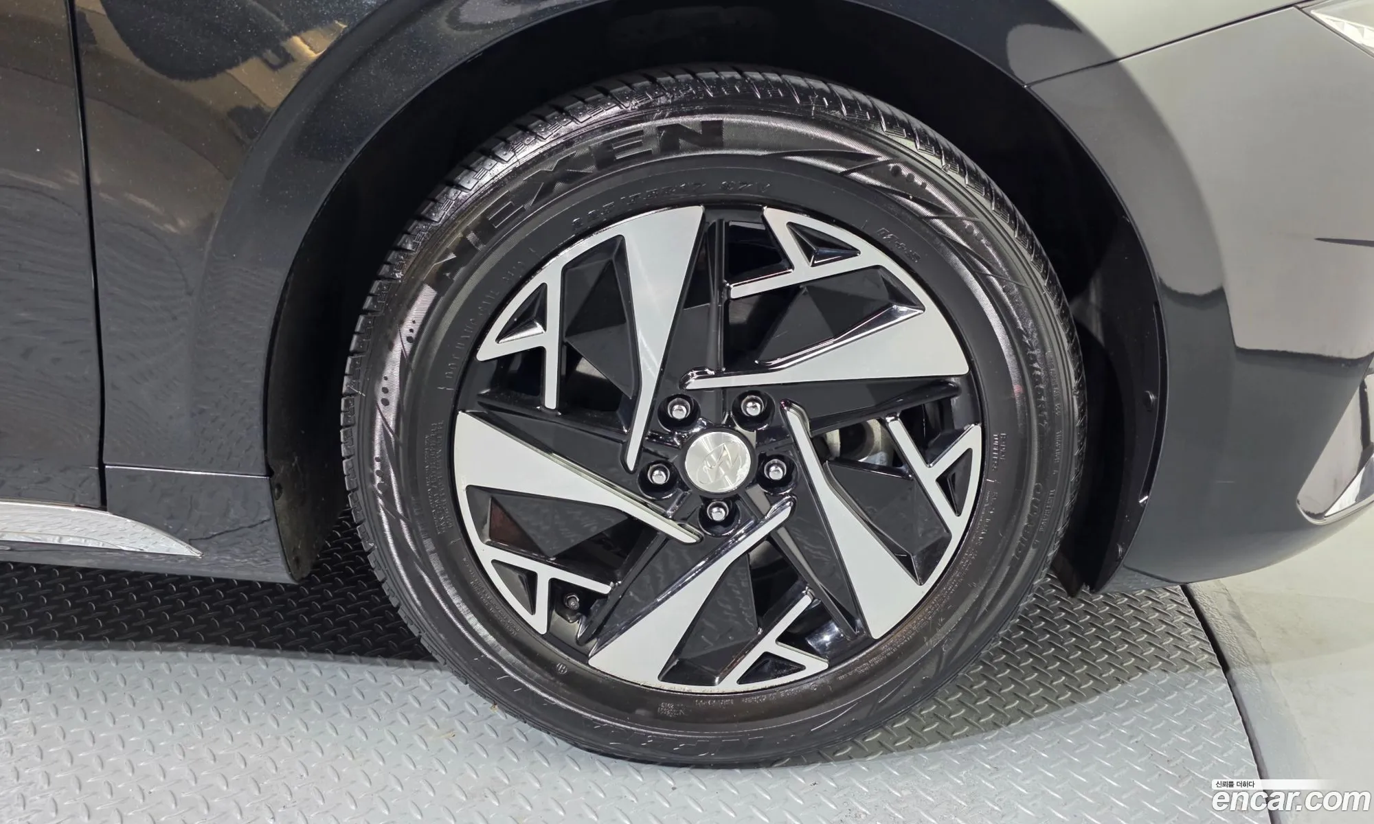 Hyundai Grandeur IG Hybrid 2020 — 26