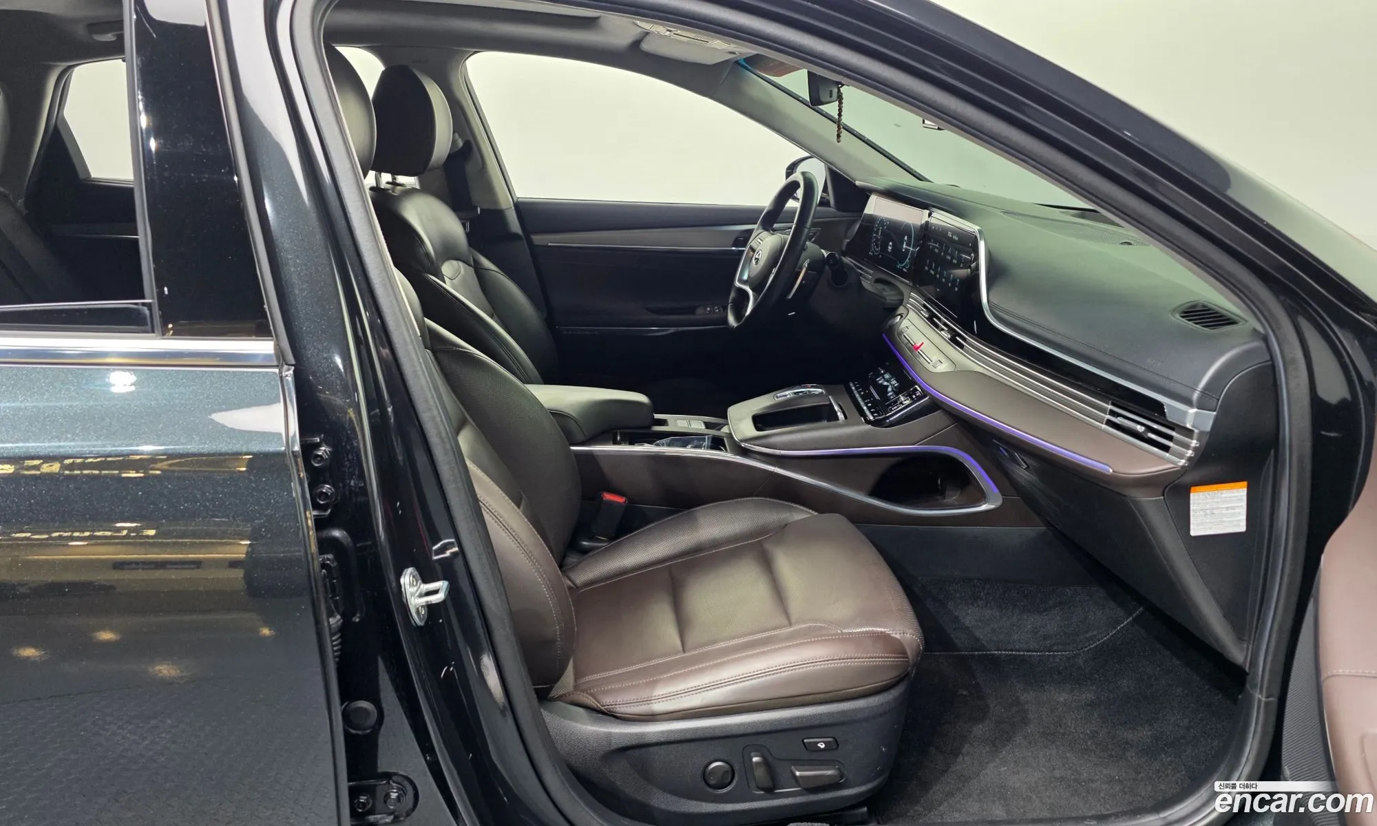 Hyundai Grandeur IG Hybrid 2020 — 25