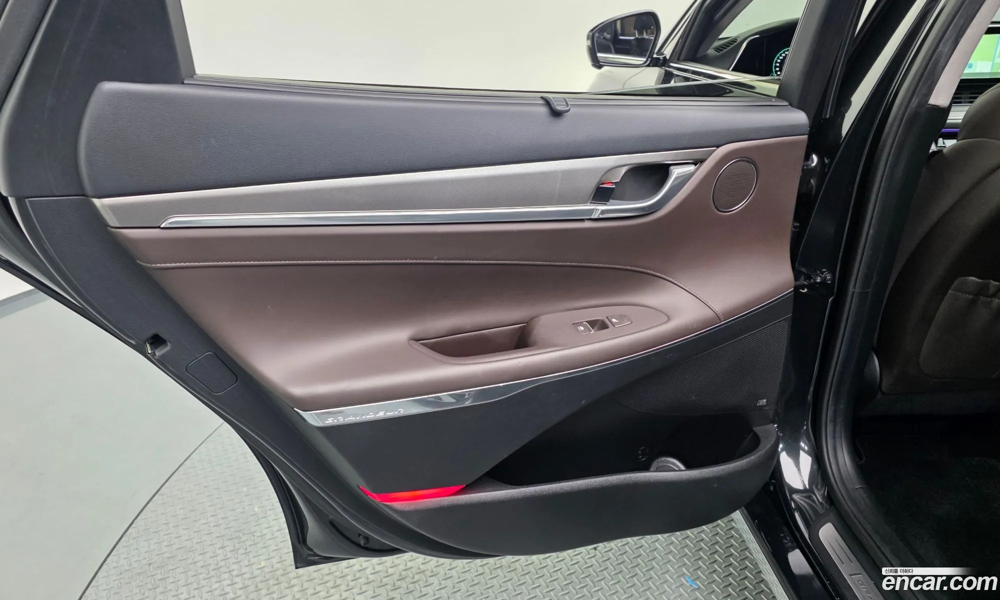 Hyundai Grandeur IG Hybrid 2020 — 4