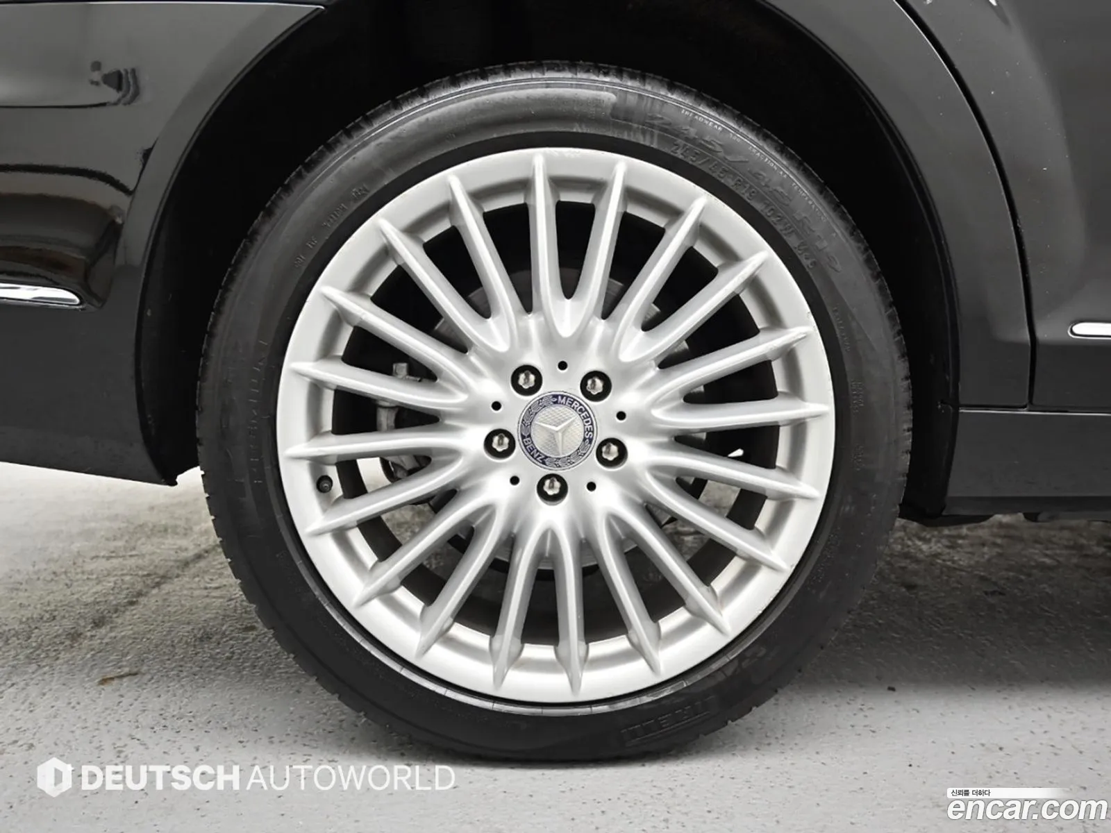 Mercedes-Benz S-Class W221 2013 — 2