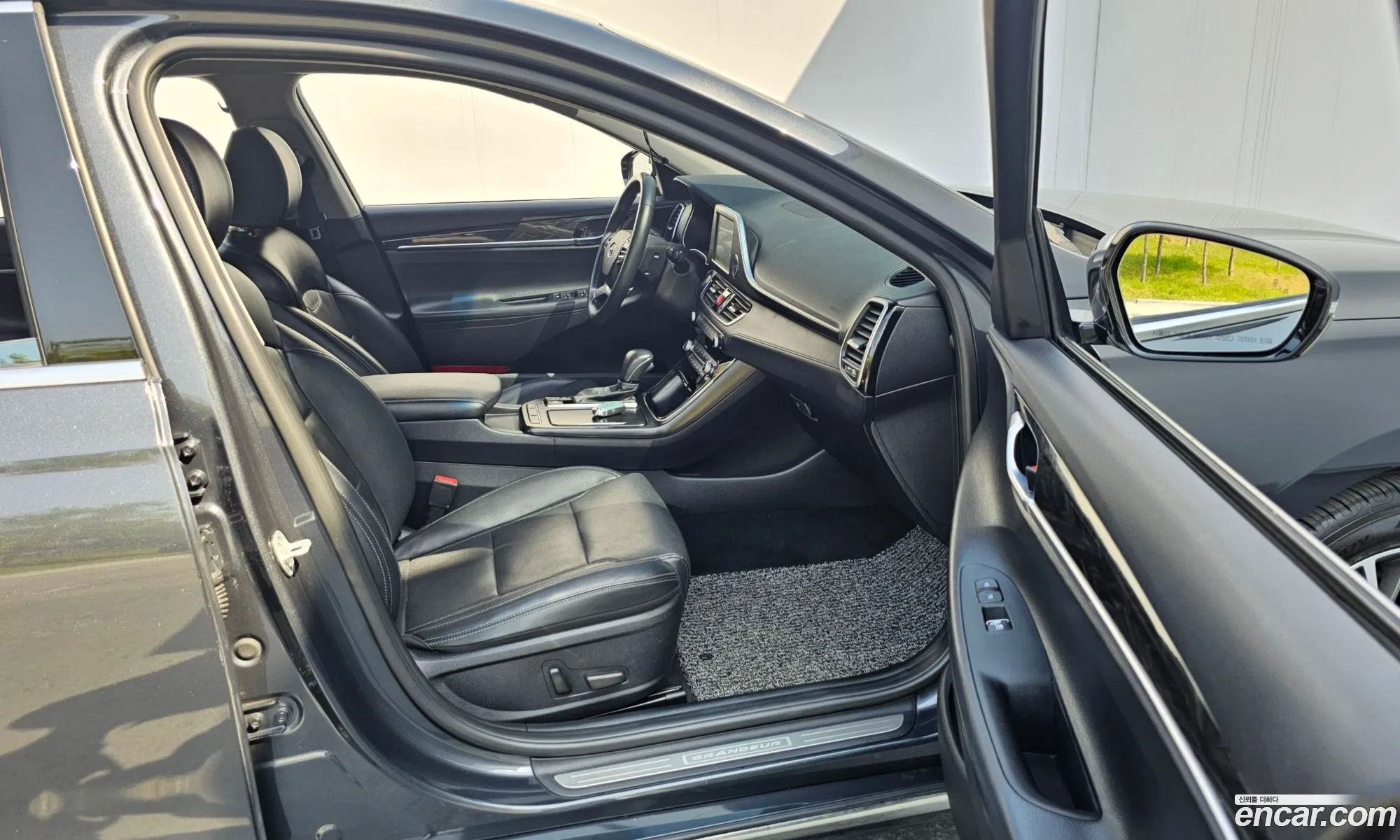 Hyundai Grandeur IG 2019 — 30