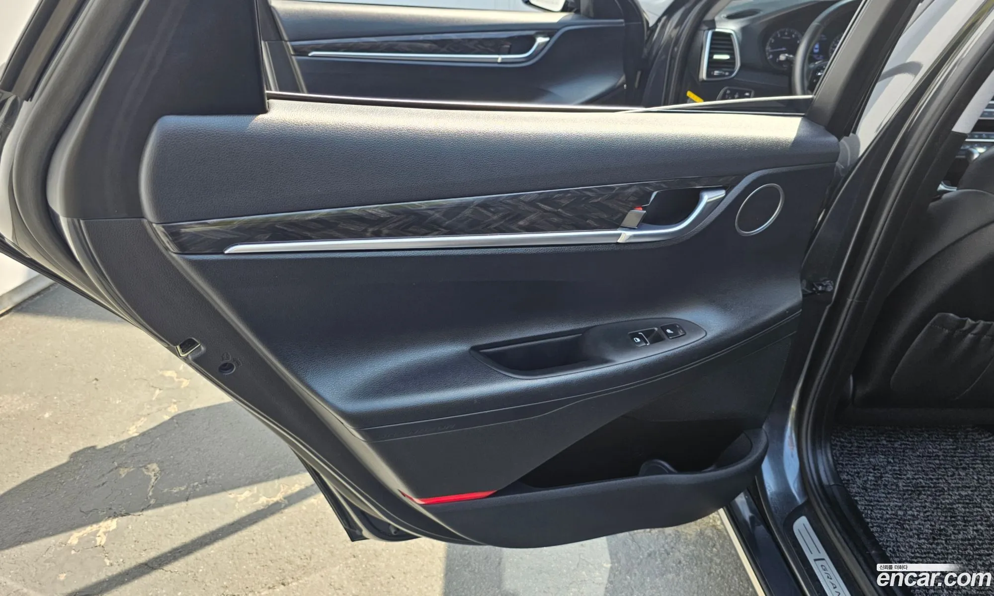 Hyundai Grandeur IG 2019 — 18