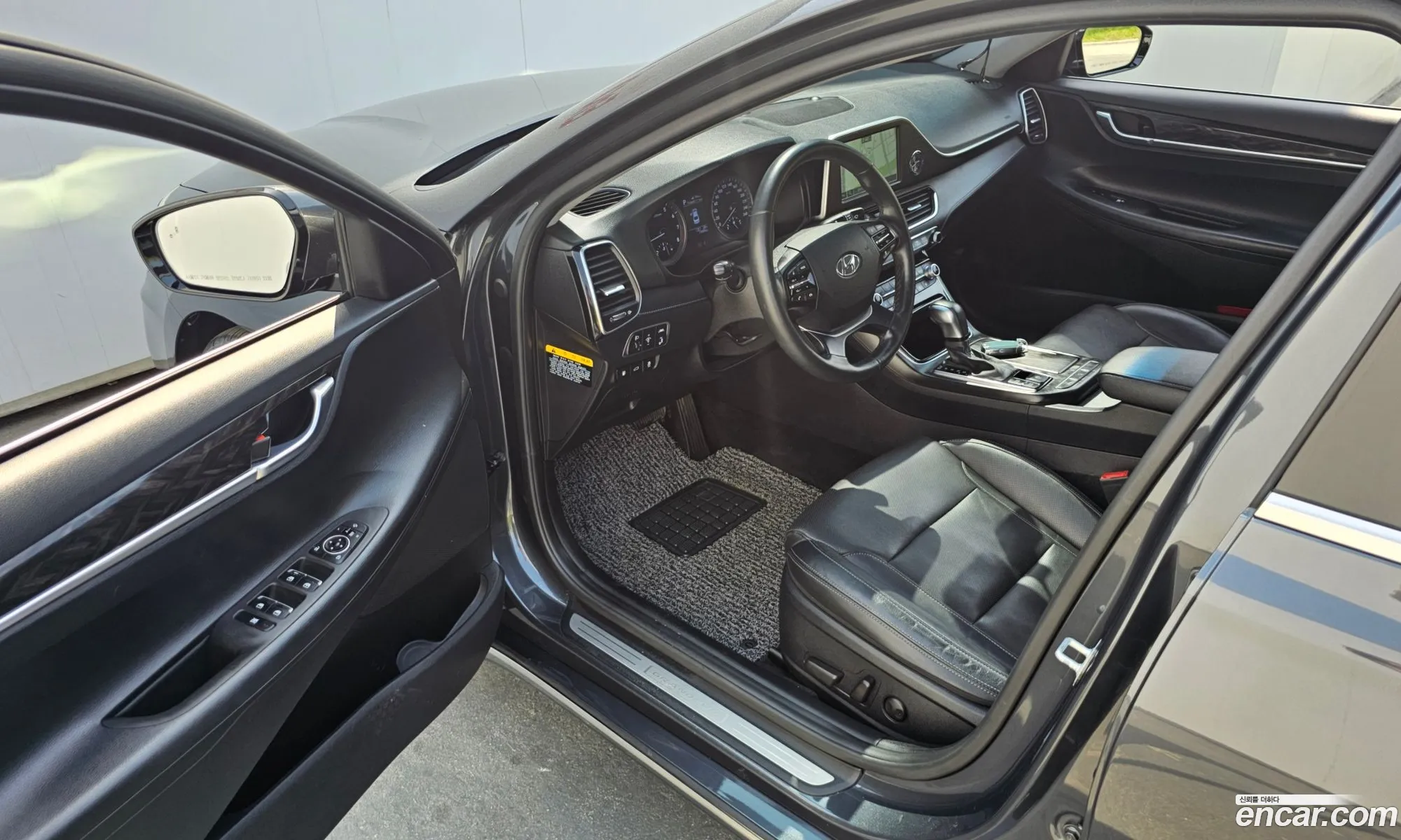 Hyundai Grandeur IG 2019 — 24