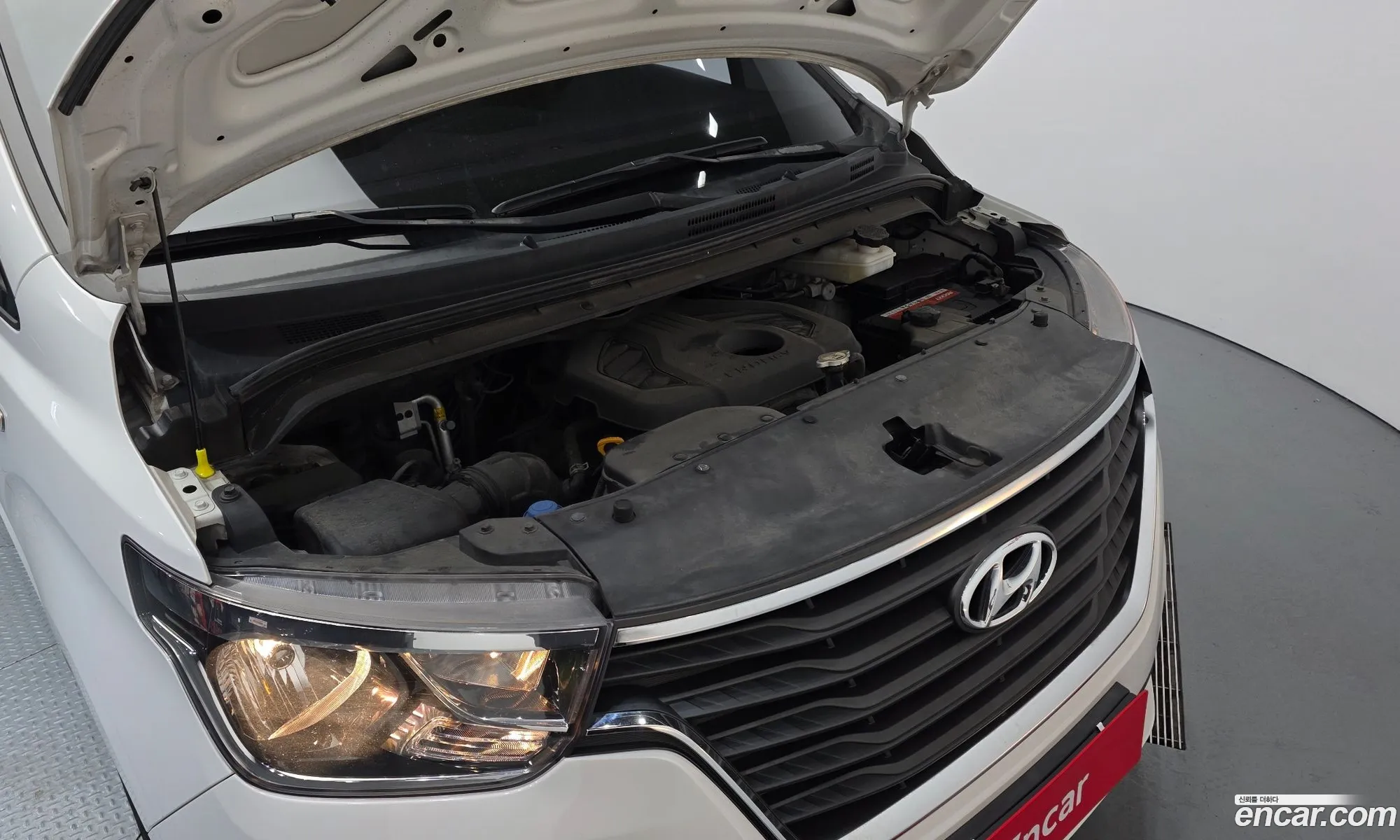 Hyundai Grand Starex 2018 — 15