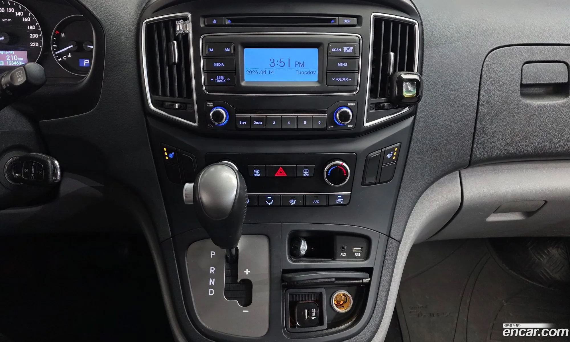 Hyundai Grand Starex 2018 — 13