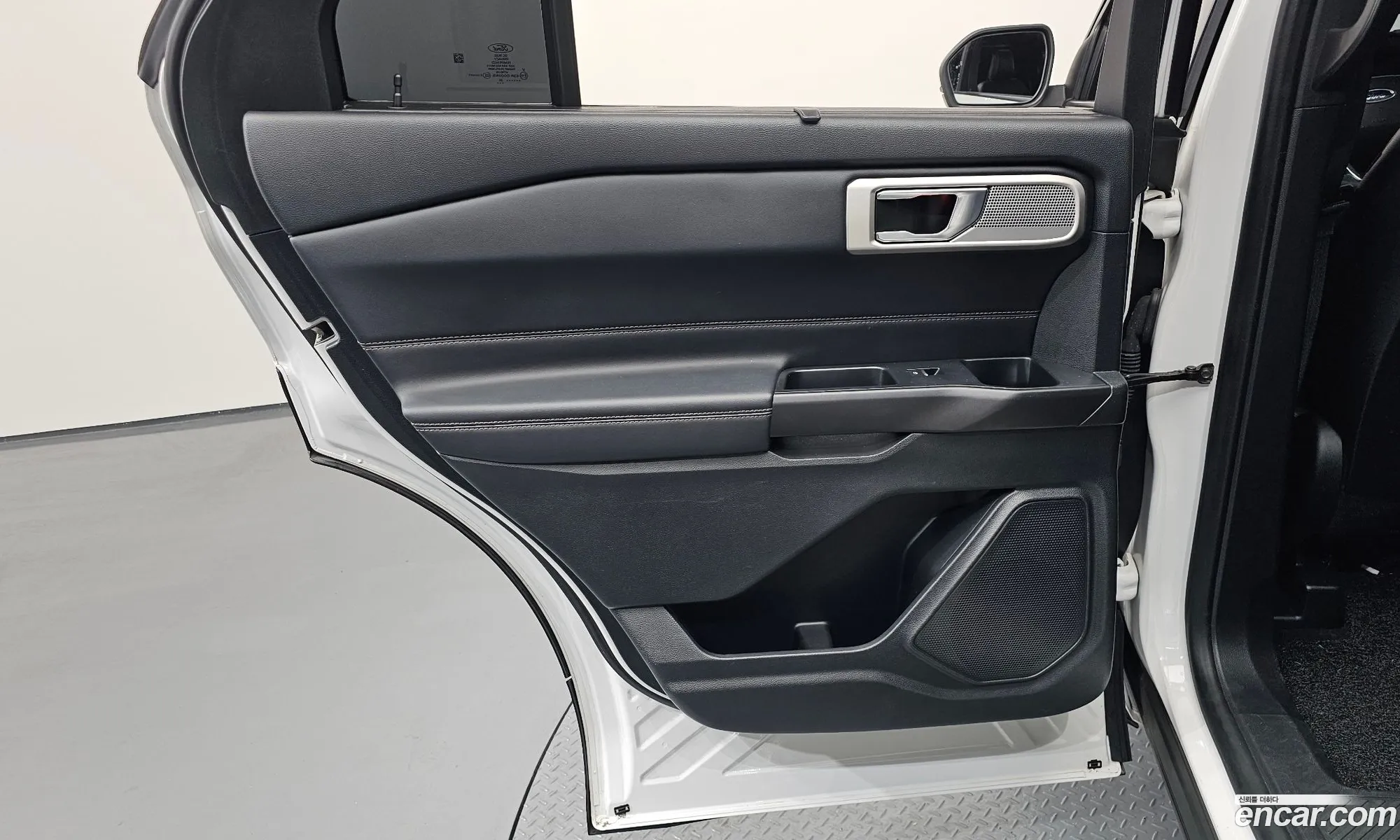 Ford Explorer 6th Gen 2020 1FMSK8FH5LGB78525 — 23