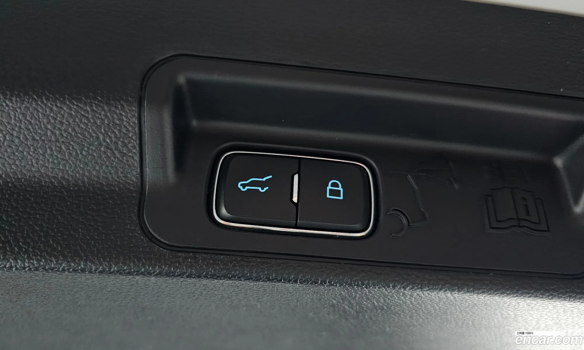 Ford Explorer 6th Gen 2020 1FMSK8FH5LGB78525 — 29