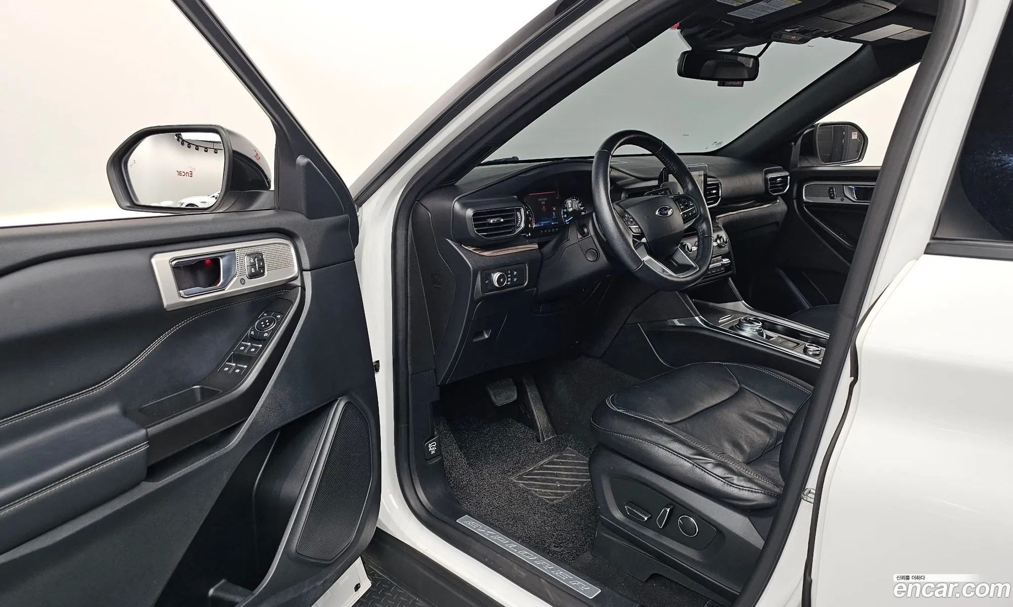 Ford Explorer 6th Gen 2020 1FMSK8FH5LGB78525 — 33