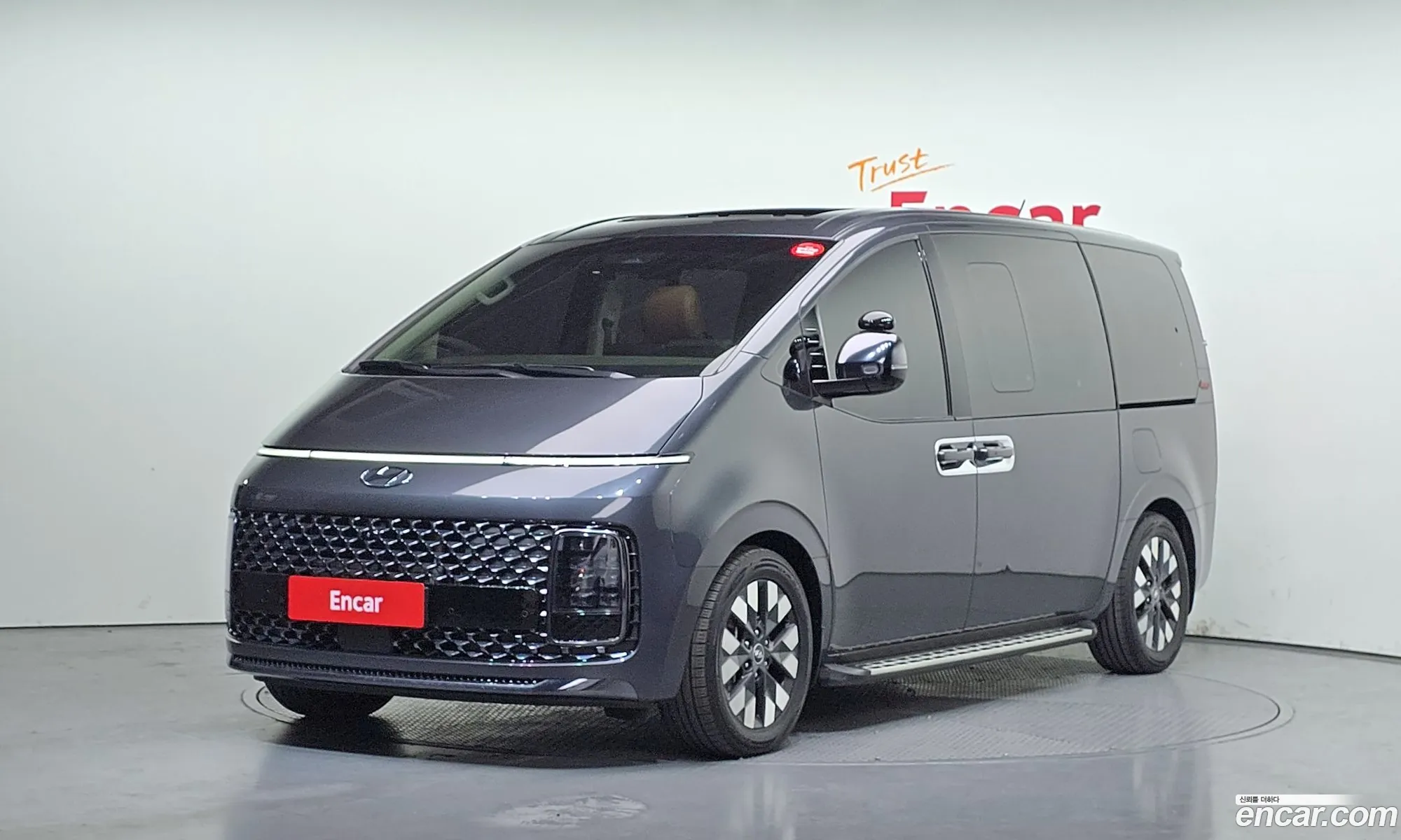 Hyundai Staria 2021 — 29