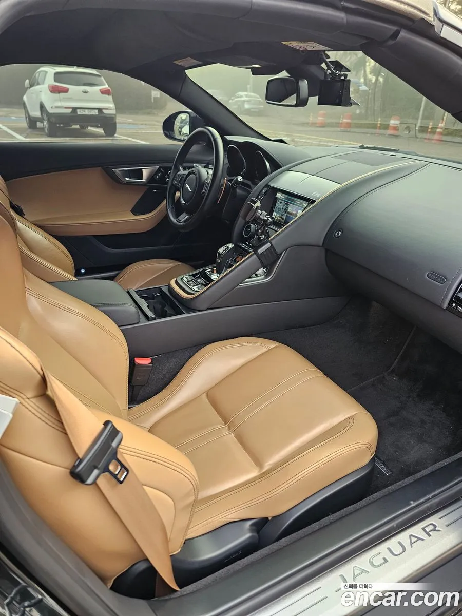 Jaguar F-Type 2015 — 13