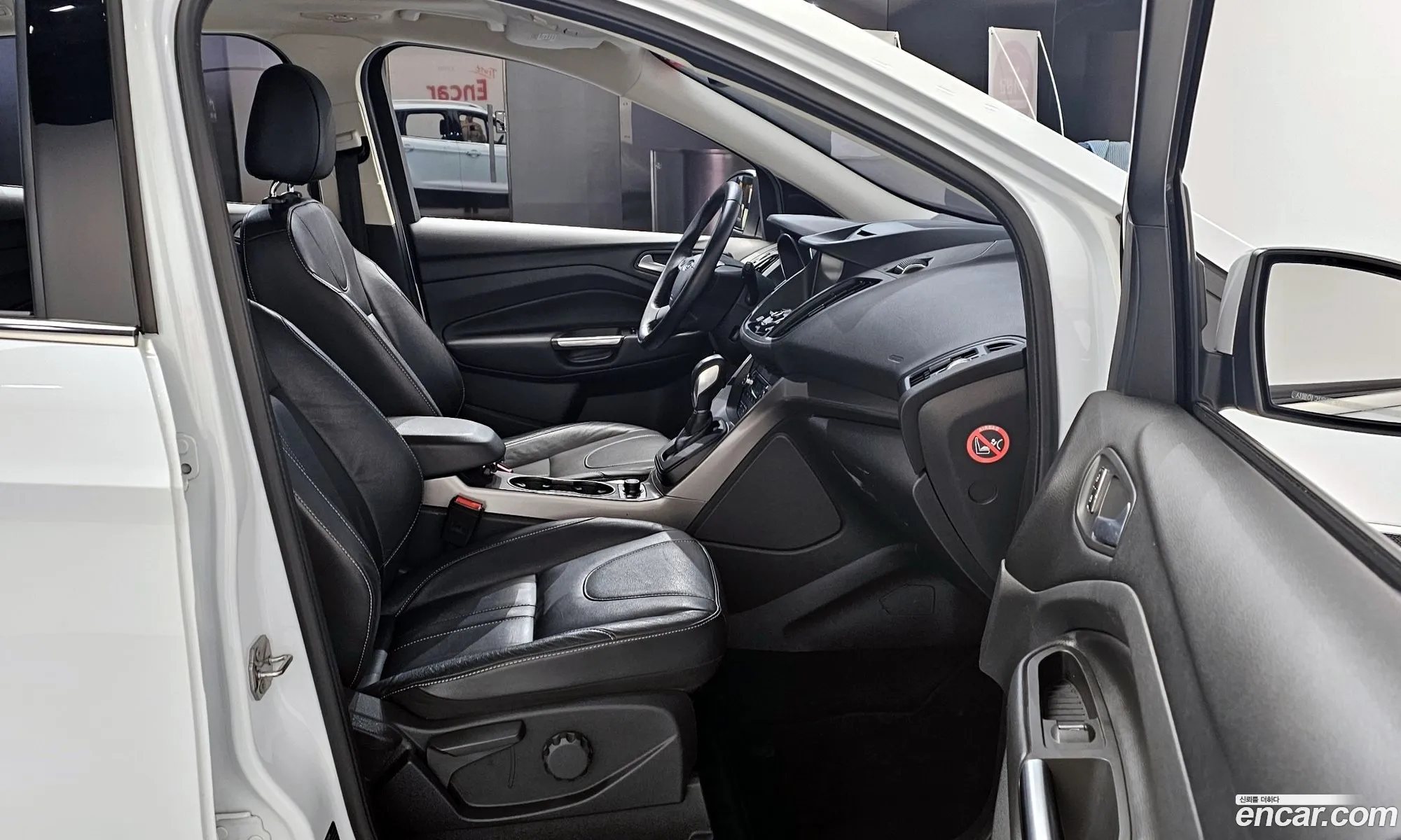 Ford Kuga 2016 WF0AXXWPMGGB49103 — 11