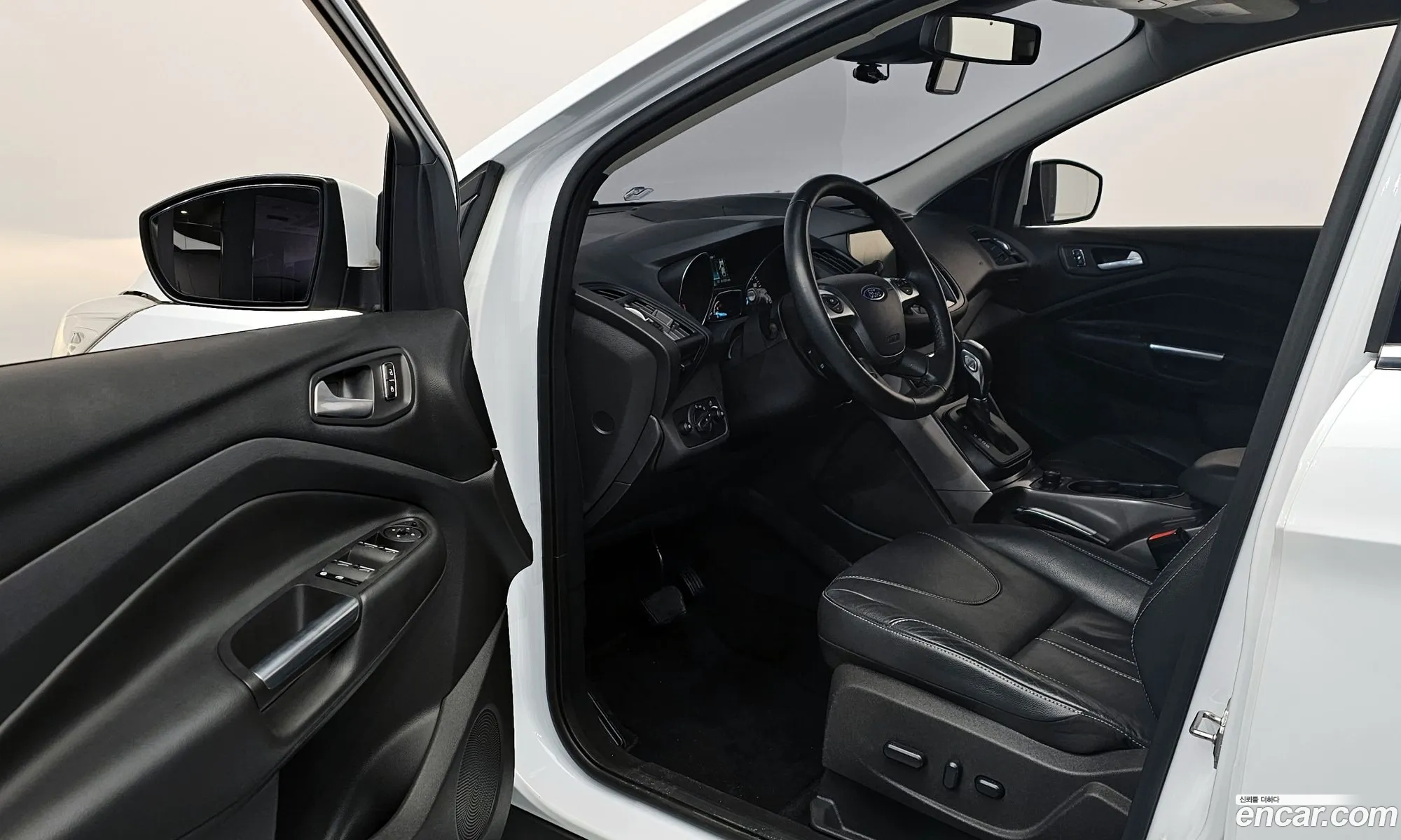 Ford Kuga 2016 WF0AXXWPMGGB49103 — 4