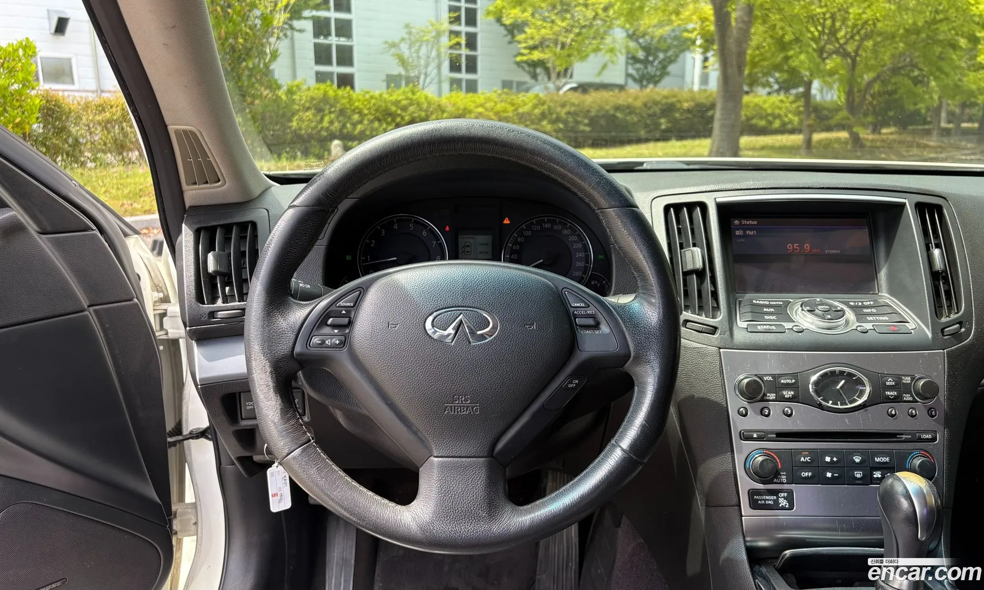 Infiniti G25 2012 — 2