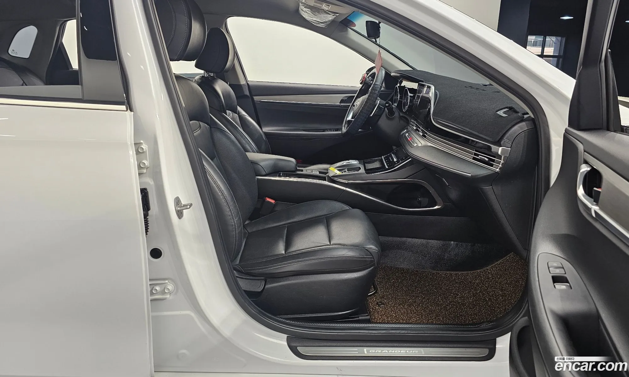 Hyundai Grandeur IG 2022 — 2
