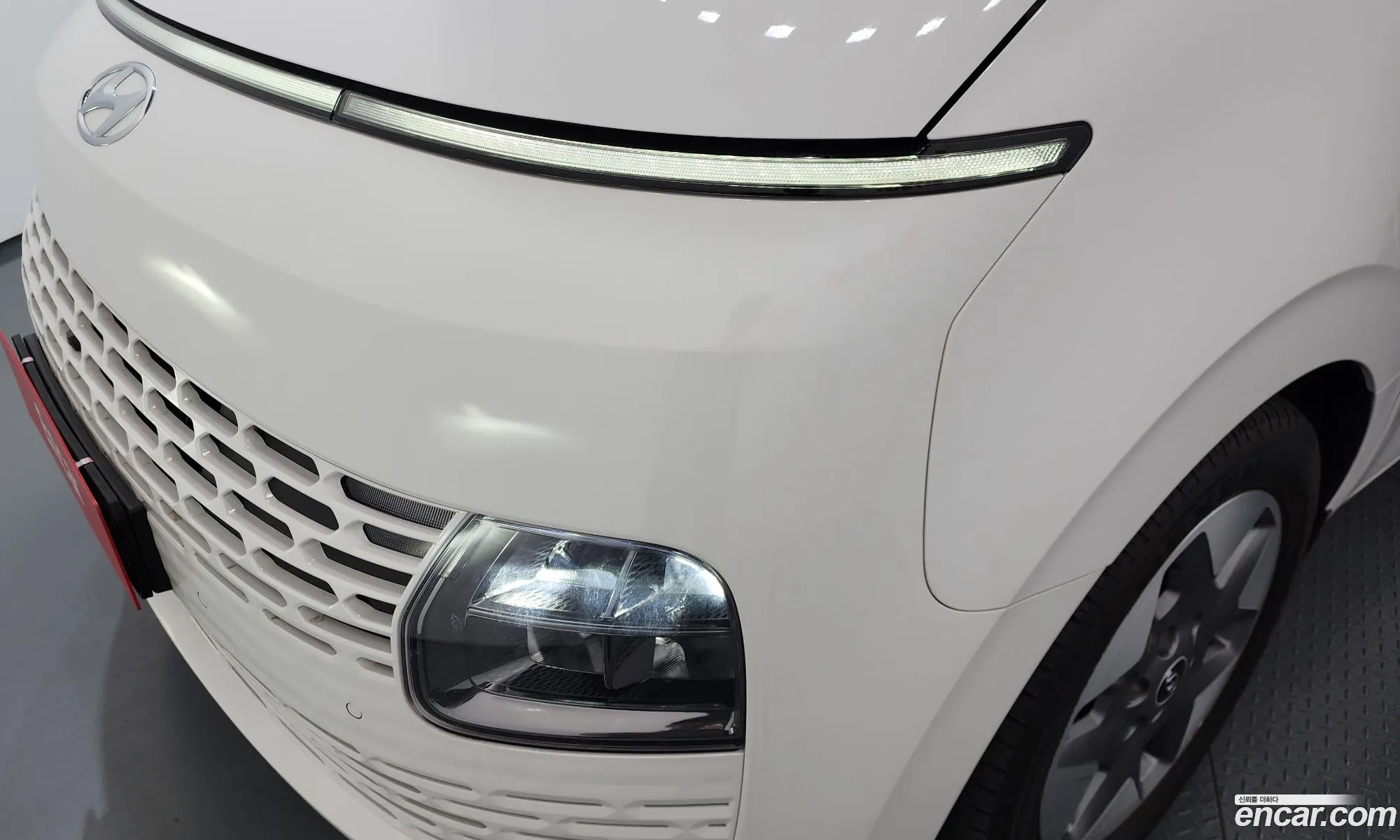 Hyundai Staria 2023 — 33