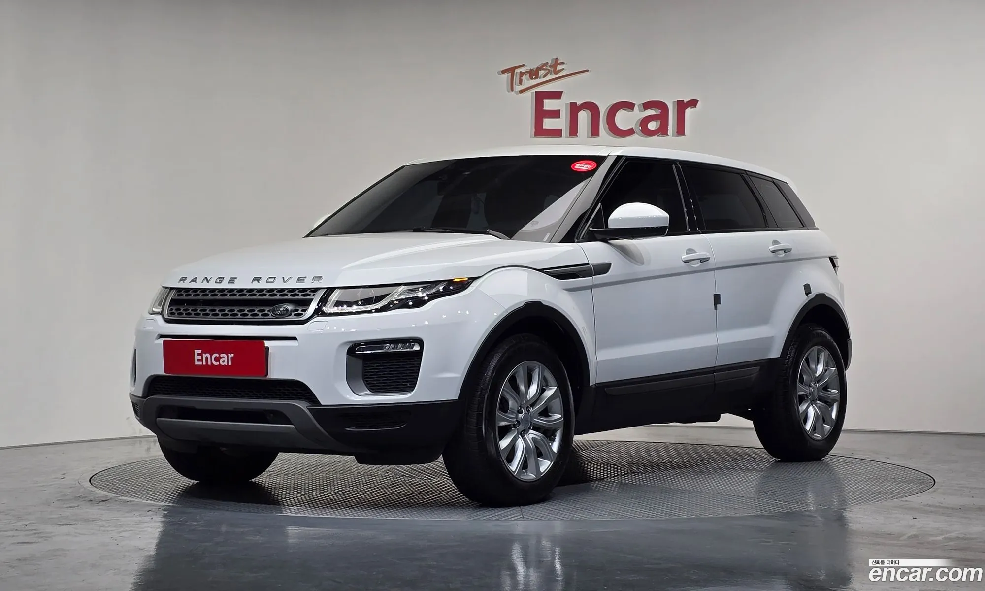 Land Rover Range Rover Evoque 2017 — 12