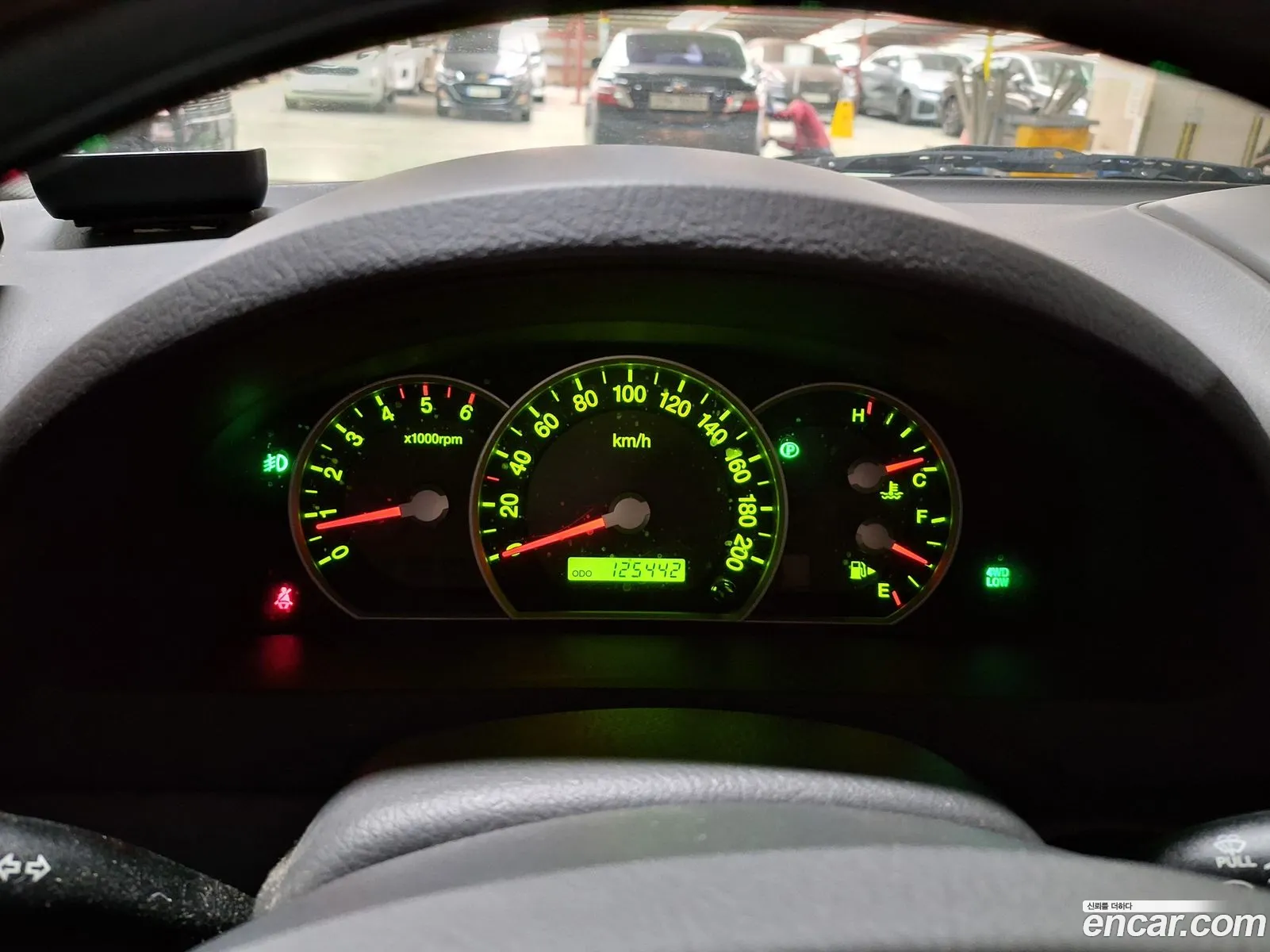 Kia Sorento 2006 — 12