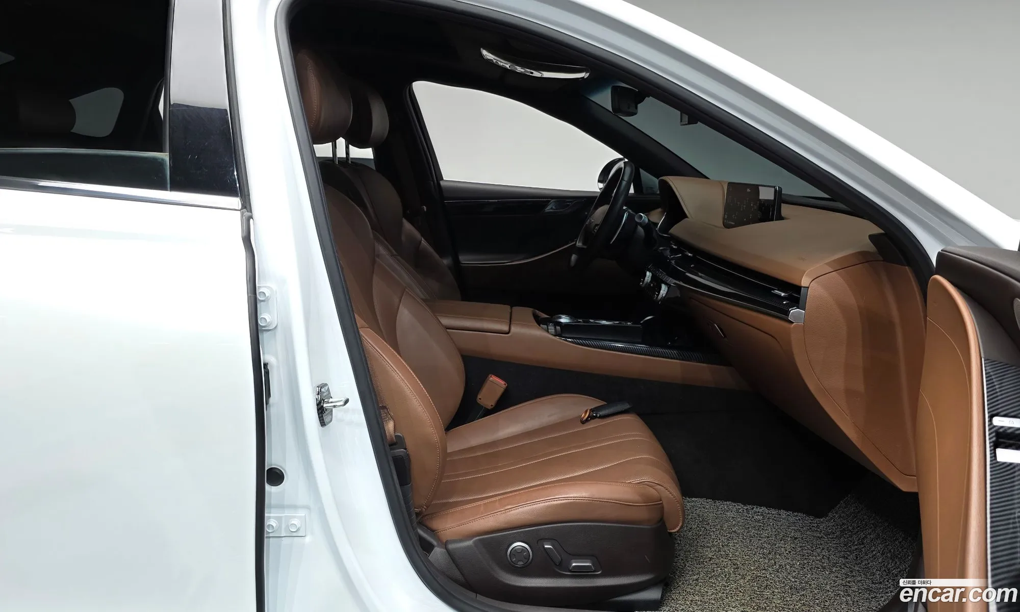 Genesis G80 2021 — 30
