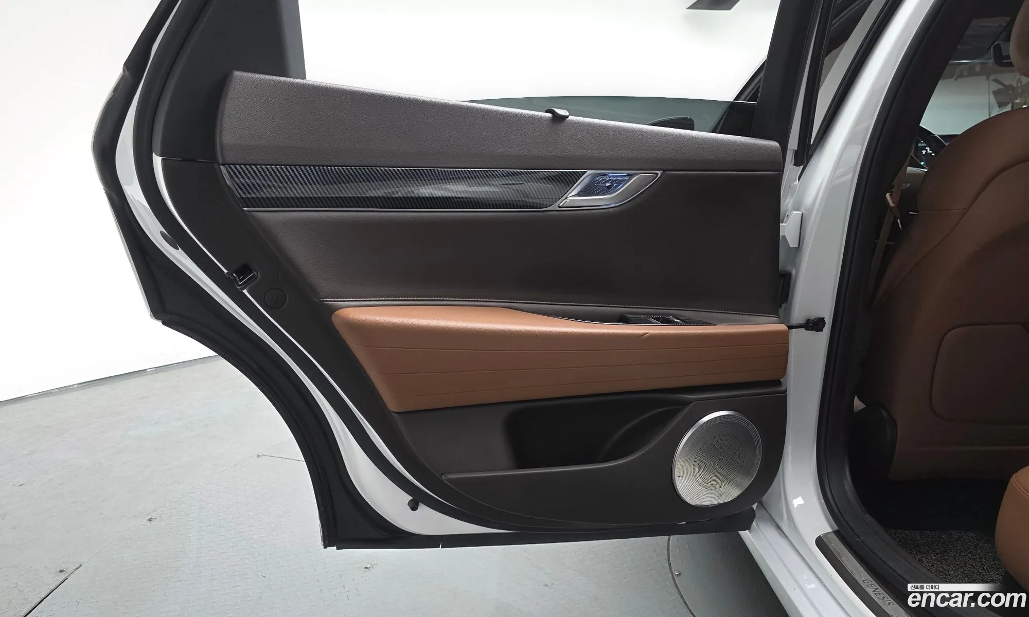 Genesis G80 2021 — 15