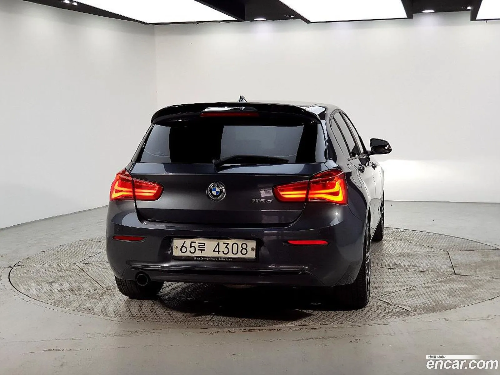 BMW 1 Series 2019 — 8
