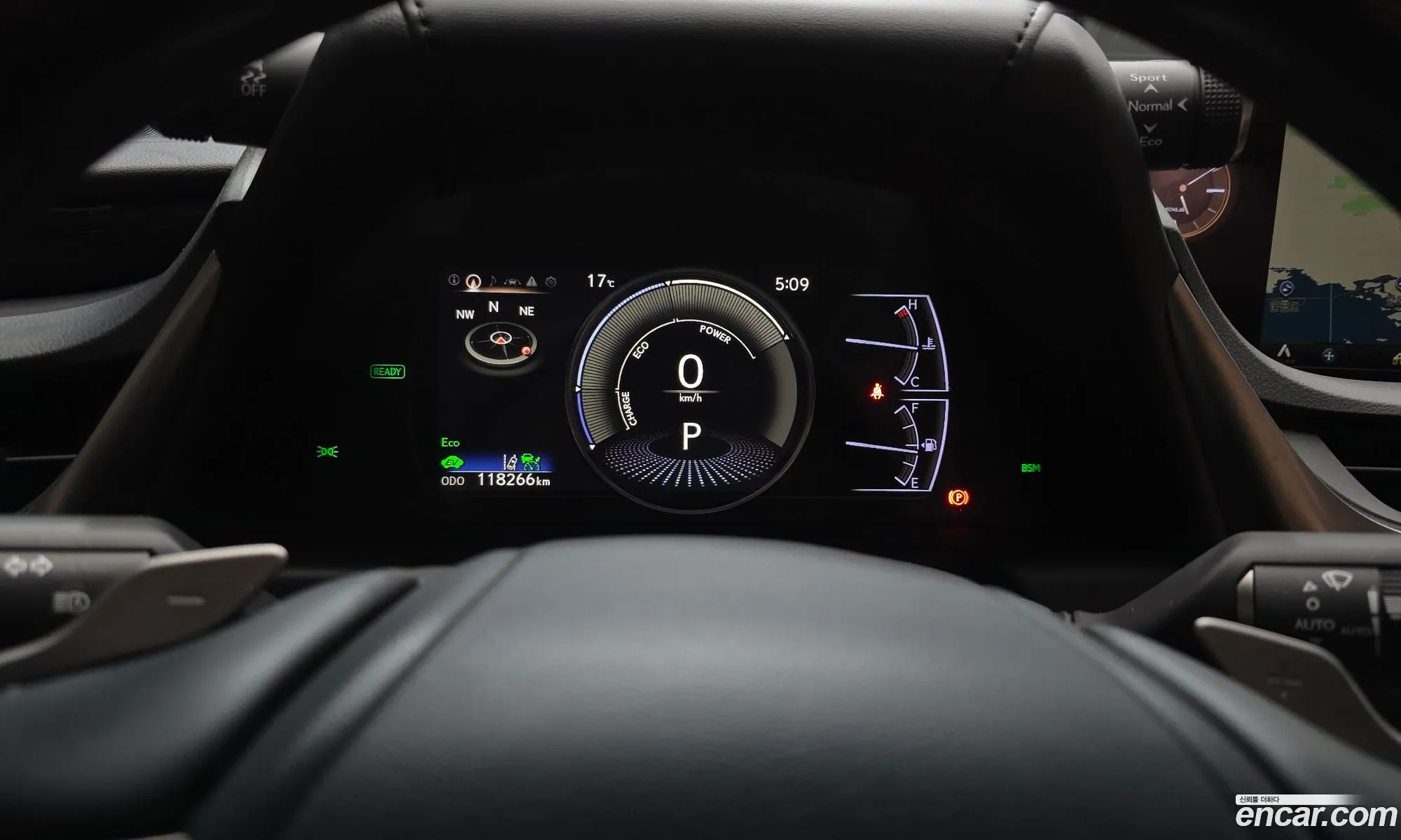 Lexus ES300h 7th Gen 2019 — 2