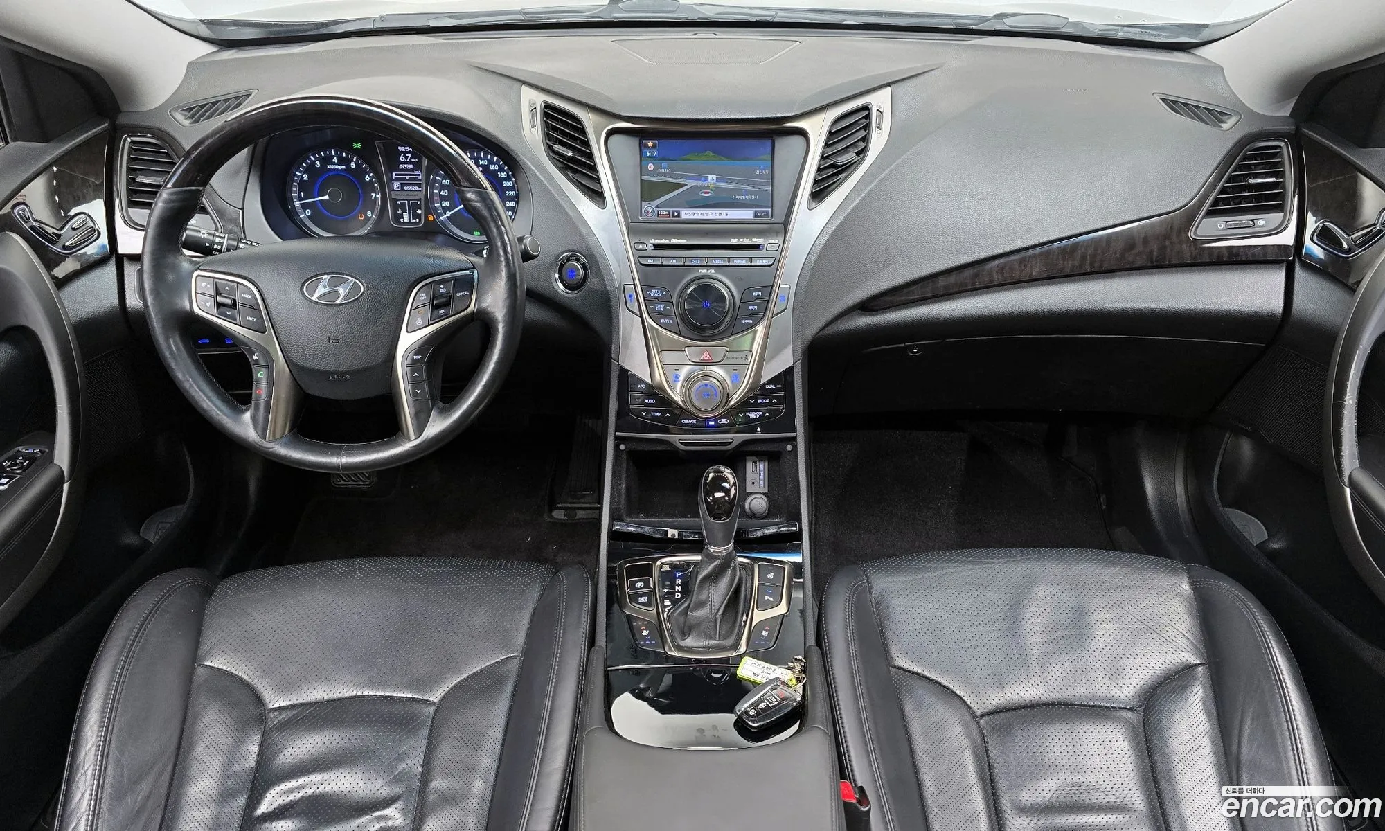 Hyundai Grandeur HG 2011 — 9