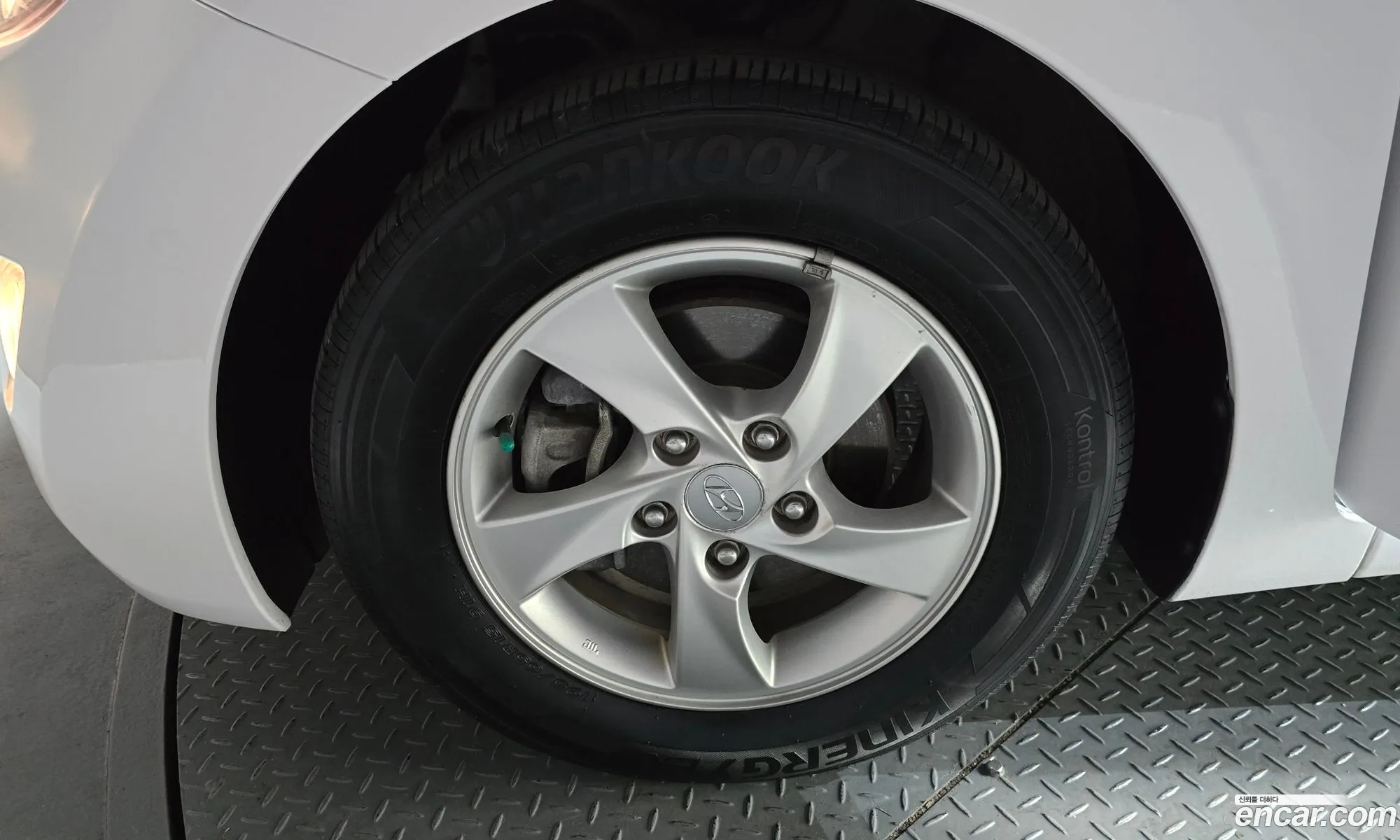 Hyundai Elantra MD 2013 — 4