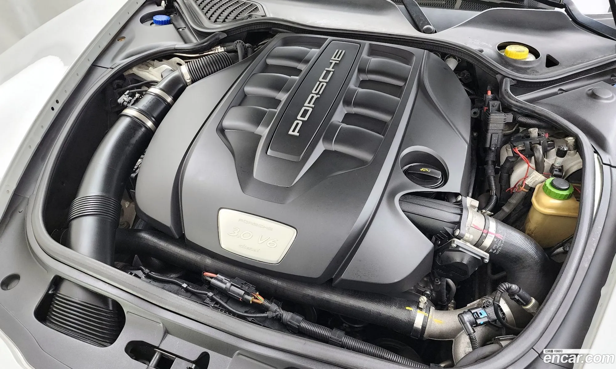 Porsche Panamera 2013 WP0AE2979EL035028 — 3