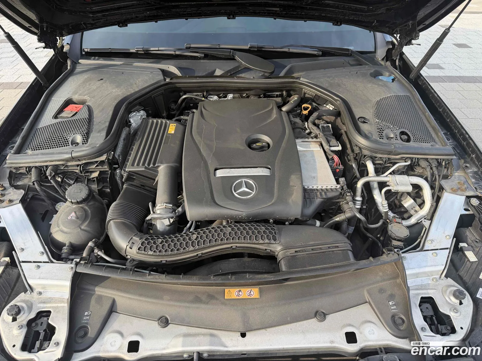 Mercedes-Benz E-Class W213 2023 — 12
