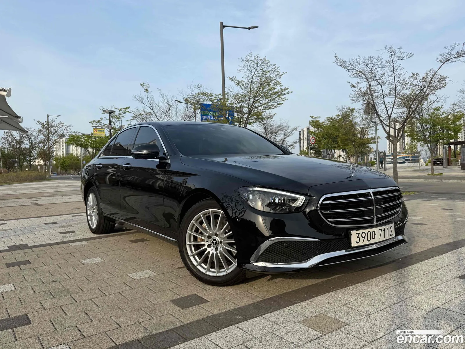 Mercedes-Benz E-Class W213 2023 — 15
