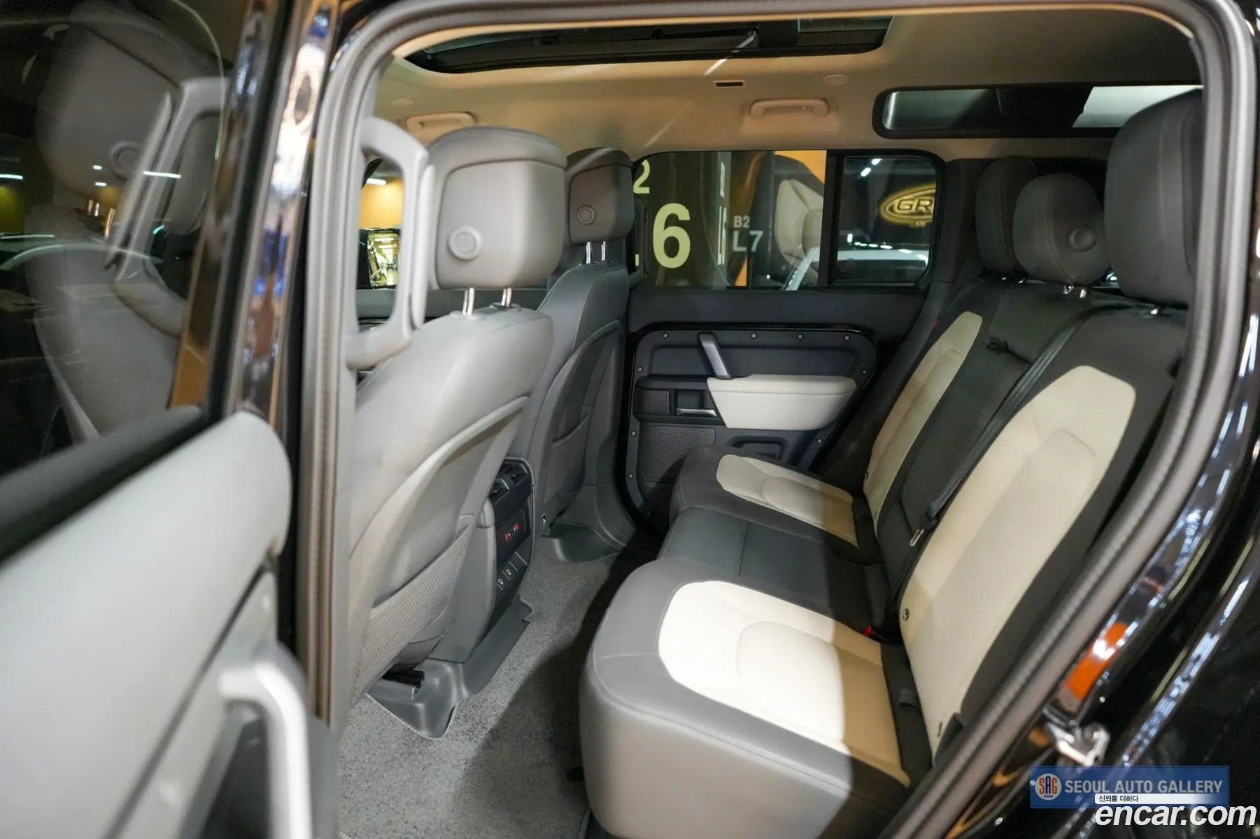 Land Rover Defender 2024 — 15