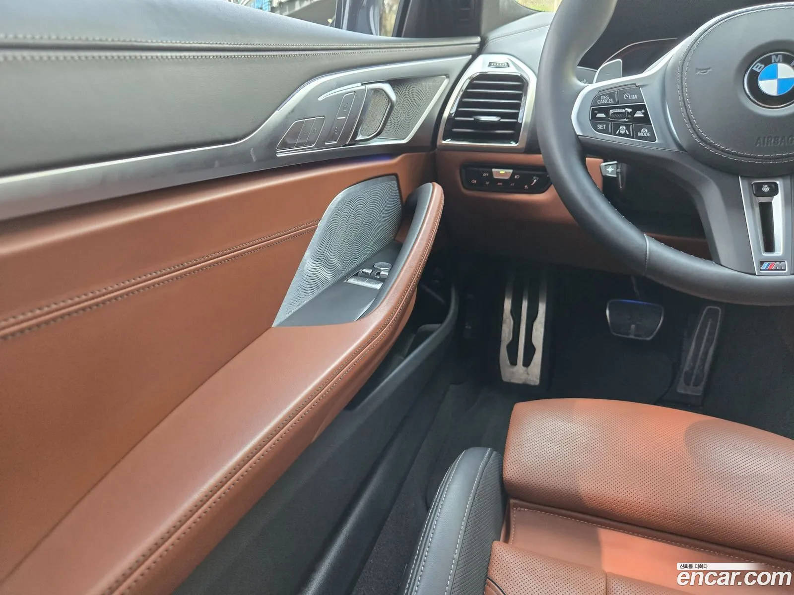 BMW 8 Series 2024 — 5