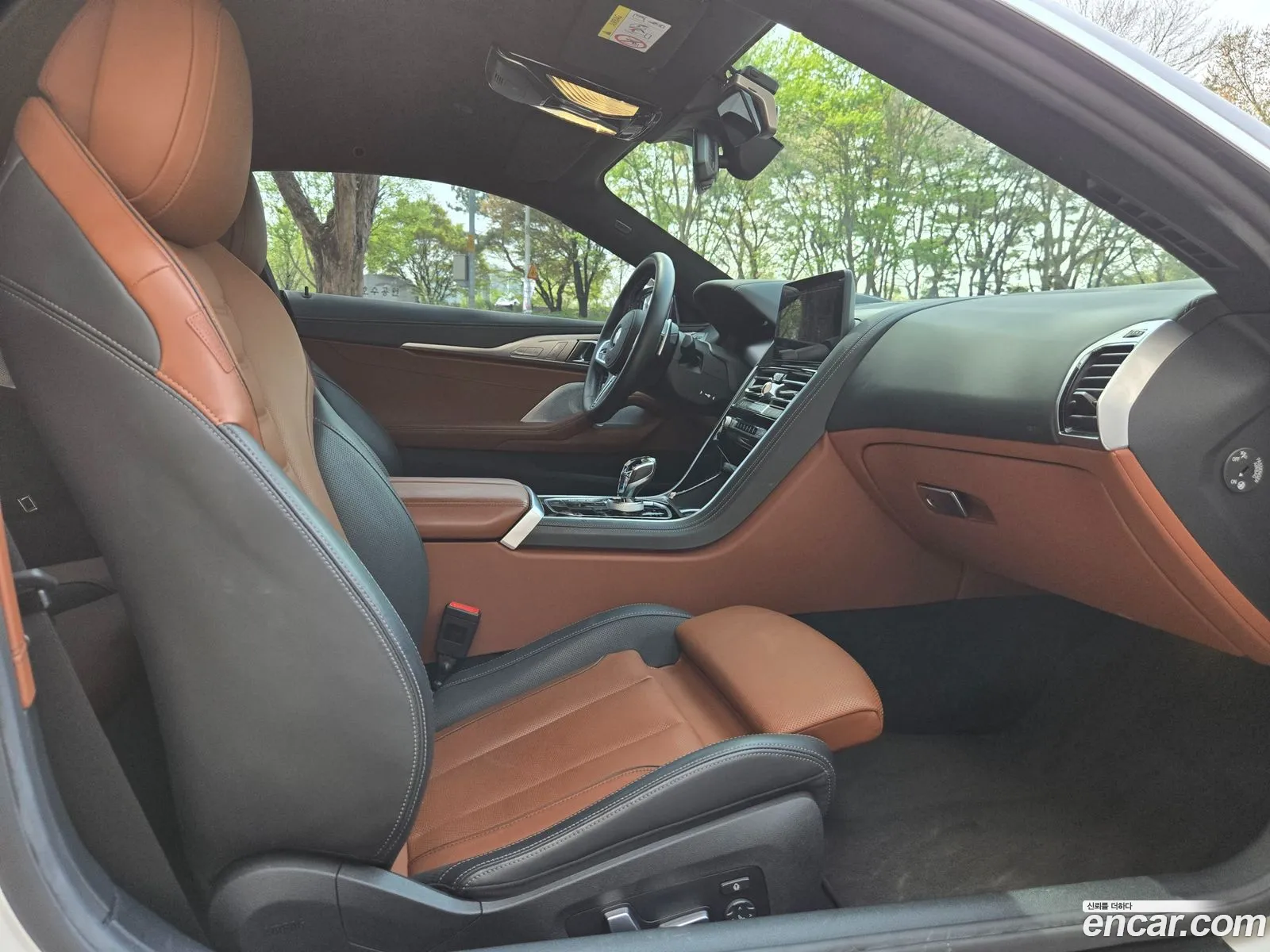 BMW 8 Series 2024 — 3