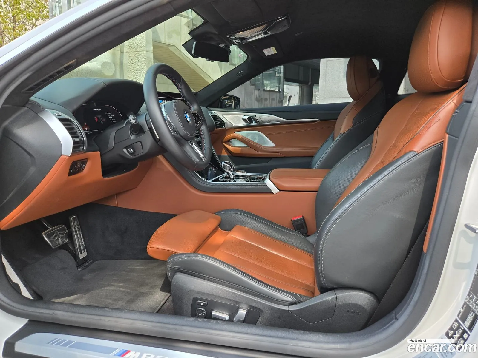 BMW 8 Series 2024 — 7