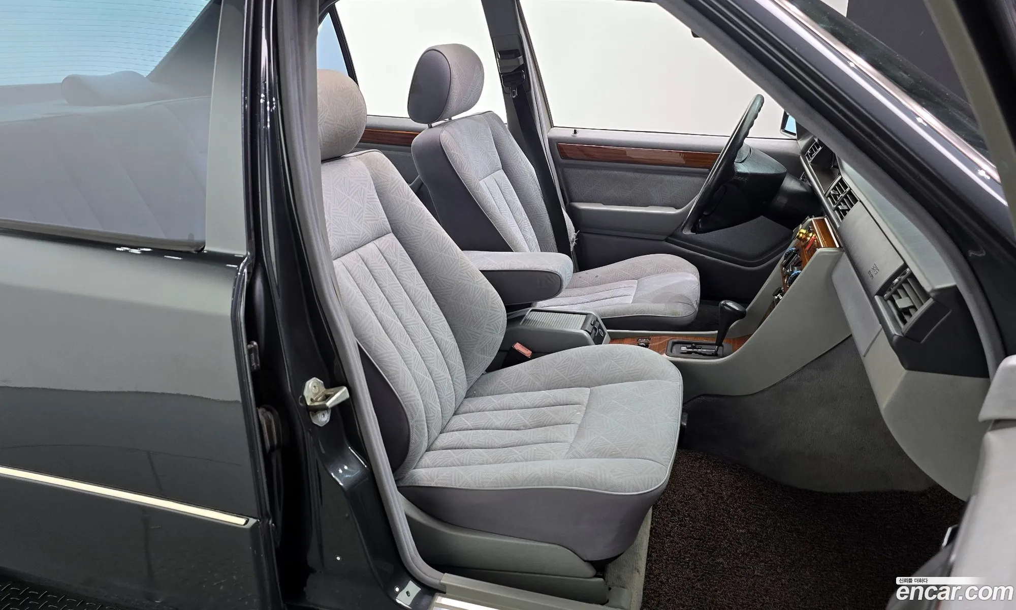 Mercedes-Benz E-Class W124 1996 00000000000000000 — 9