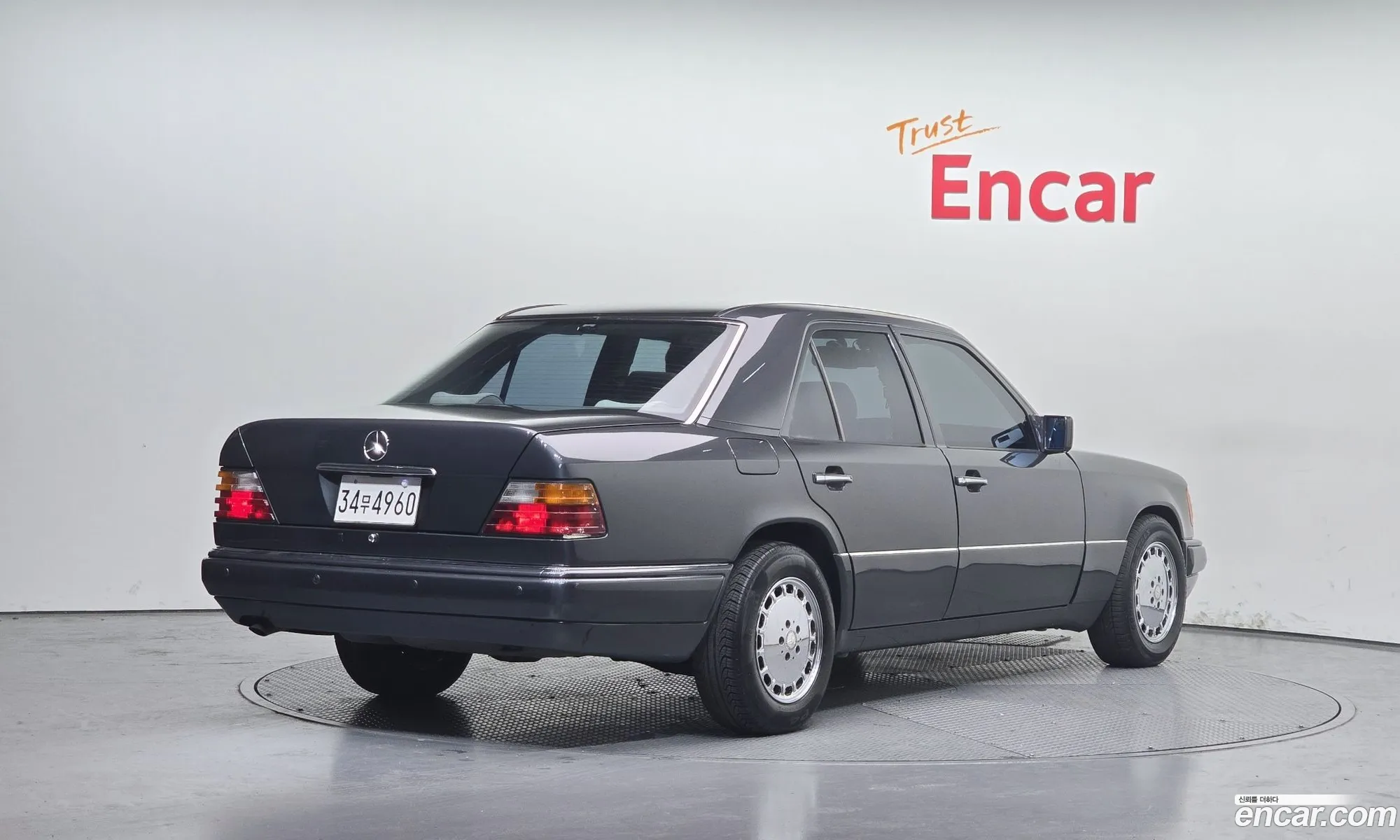 Mercedes-Benz E-Class W124 1996 00000000000000000 — 11