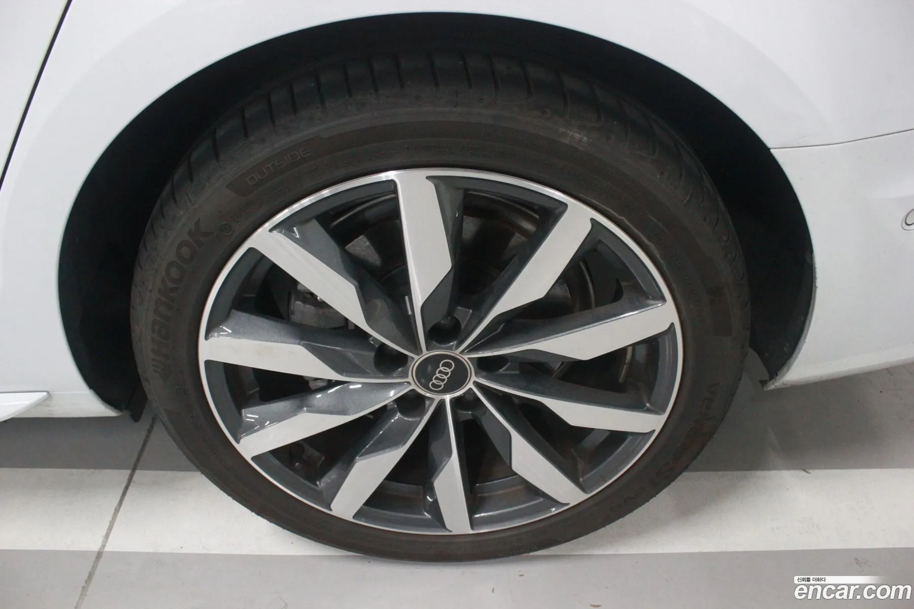 Audi A4 2023 — 6