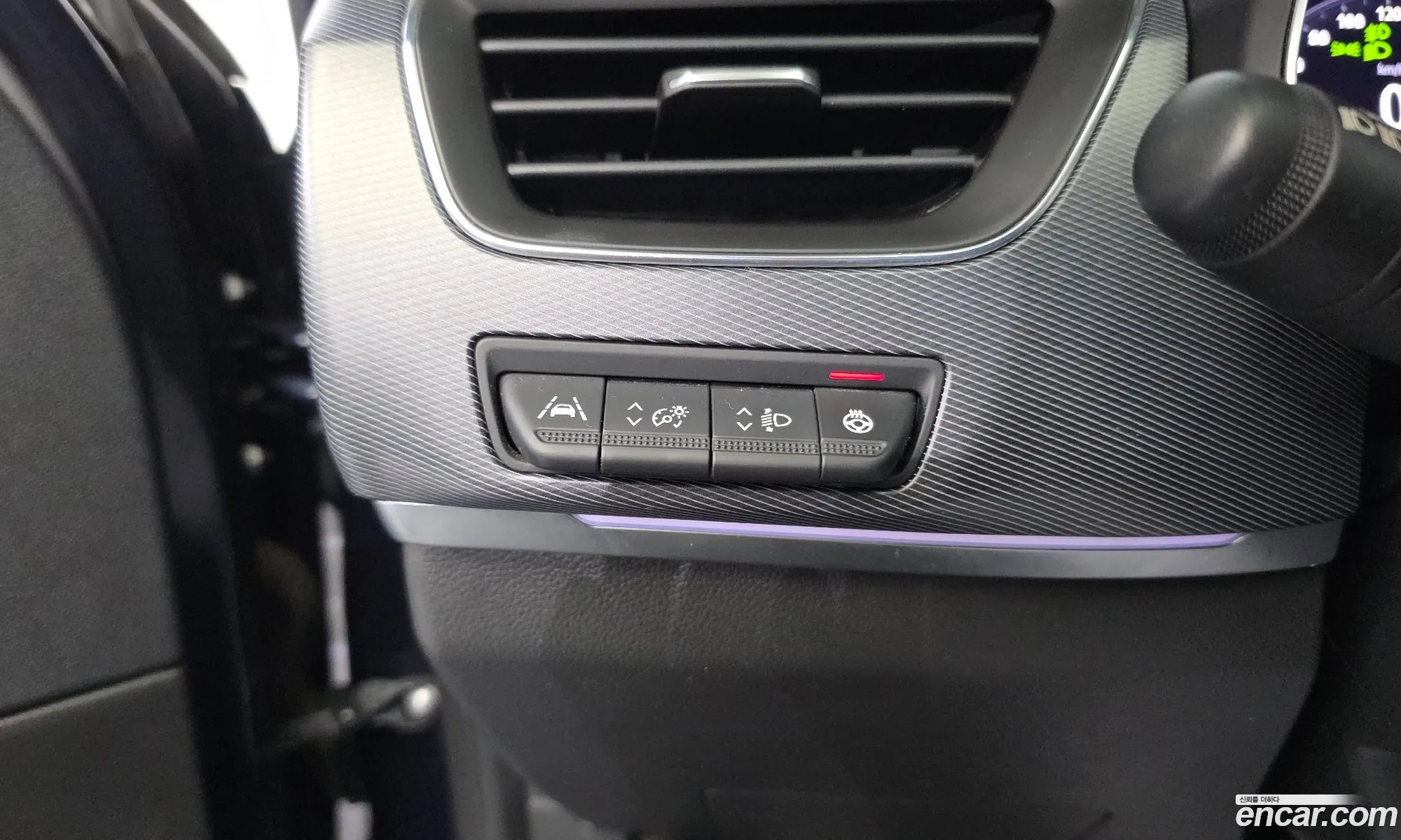Renault Korea (Samsung) XM3 2020 — 12